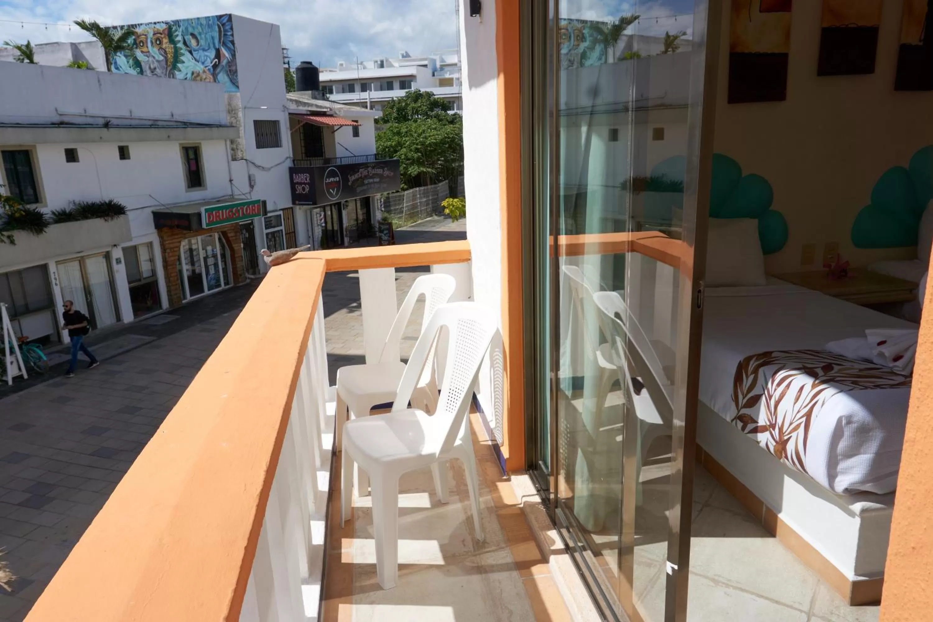 Bed in "5TH AVENUE" Beach Balance, "1 block to the beach" "by BFH"