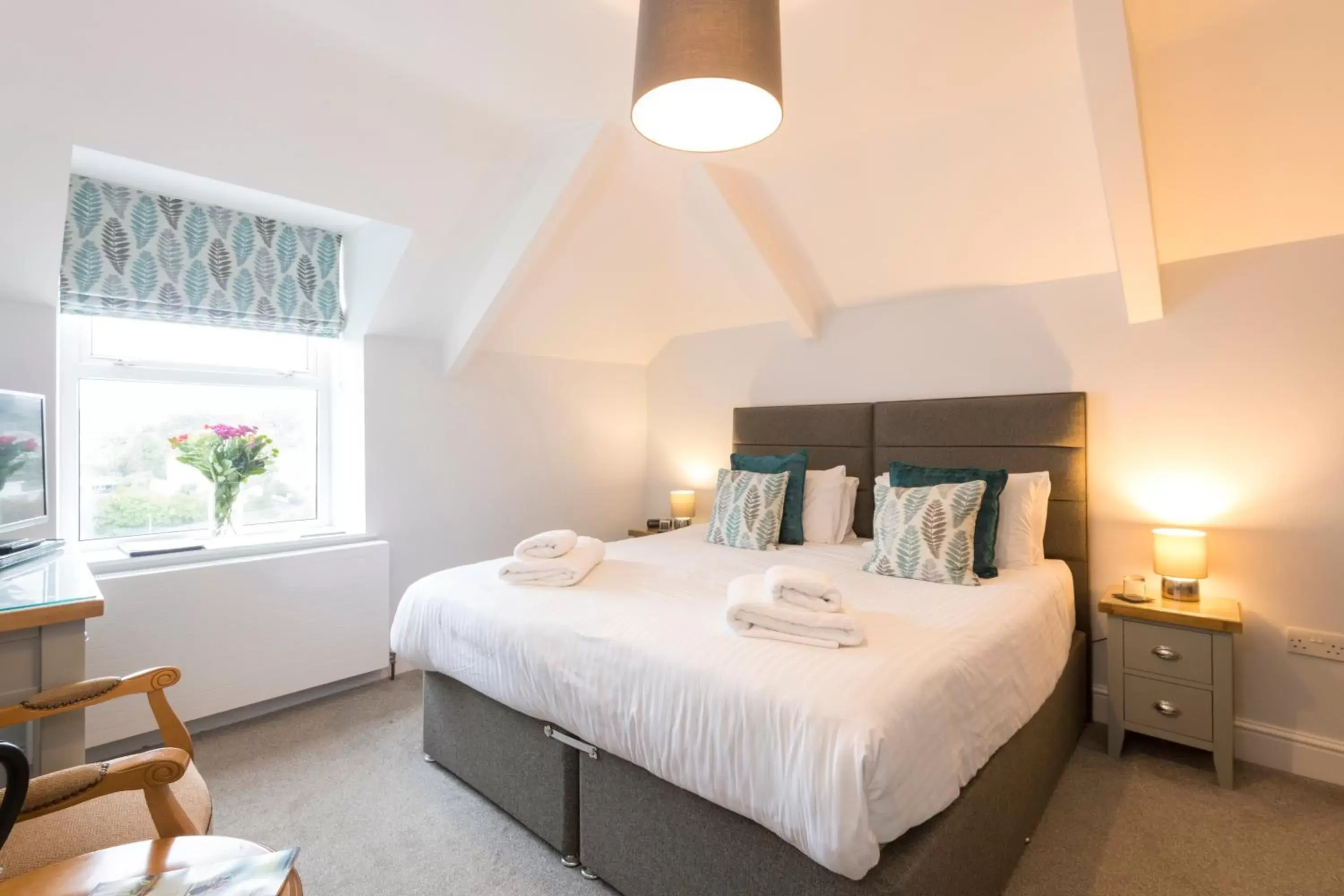 Bed in Sure Hotel Collection by Best Western Porth Veor Manor Hotel Bed in Sure Hotel Collection by Best Western Porth Veor Manor Hotel