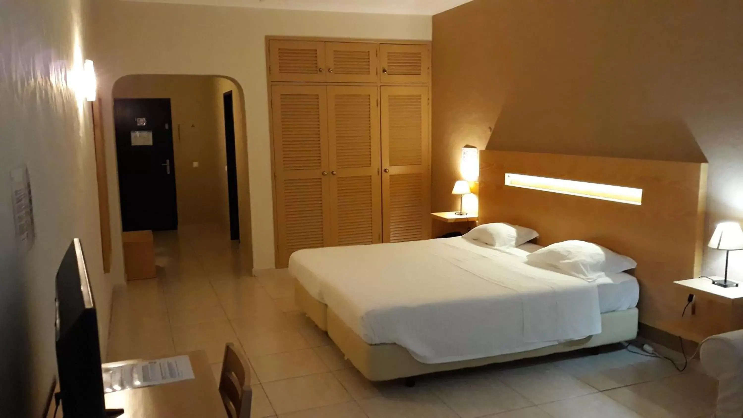 Bedroom, Bed in Vilamar