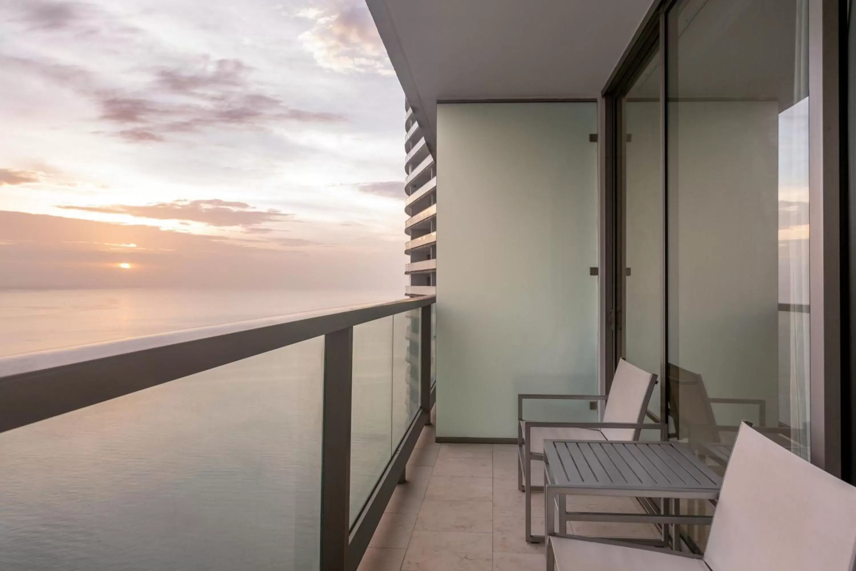 Photo of the whole room, Balcony/Terrace in JW Marriott Panama