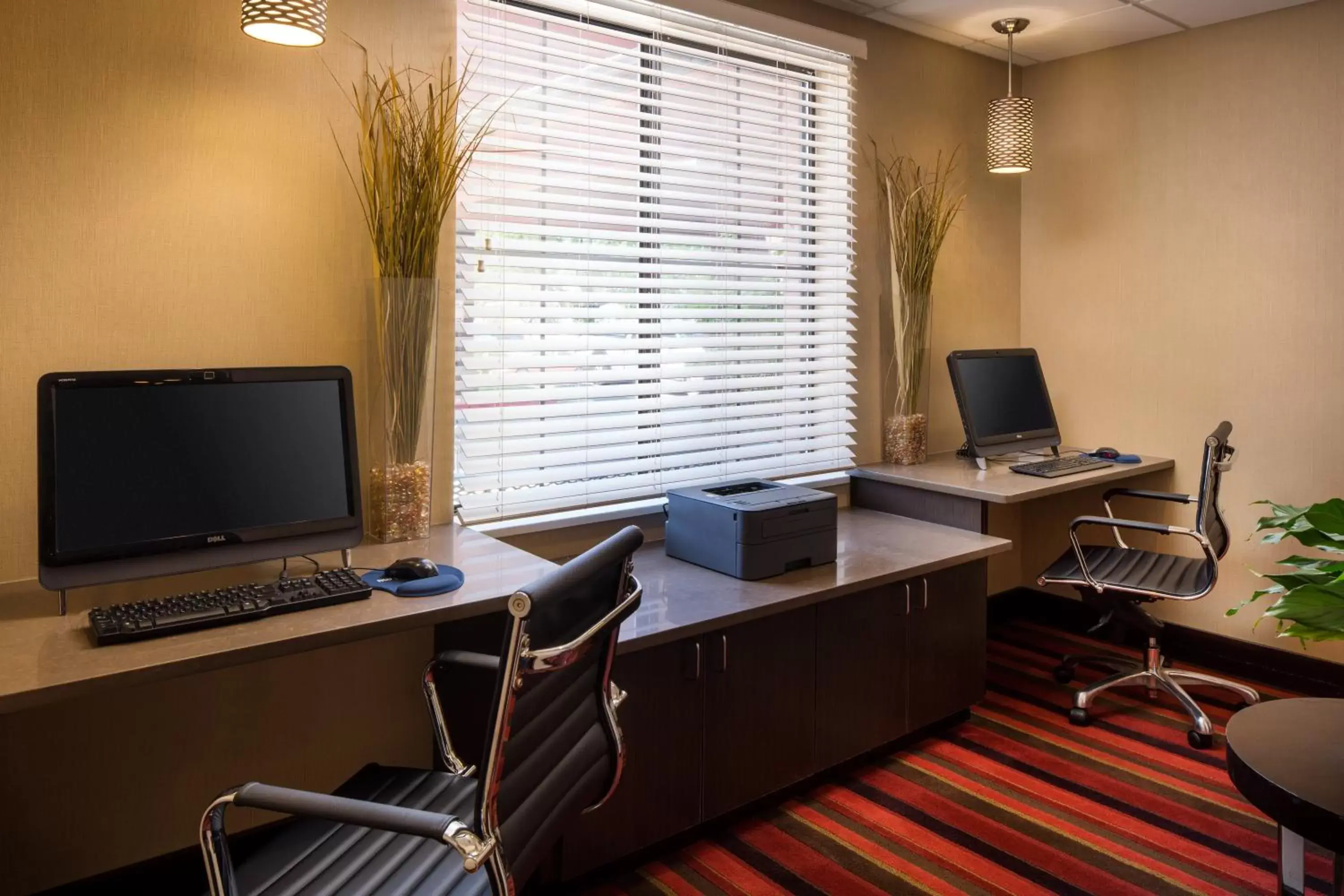 Business facilities, Business Area/Conference Room in High Plains Hotel at Denver International Airport