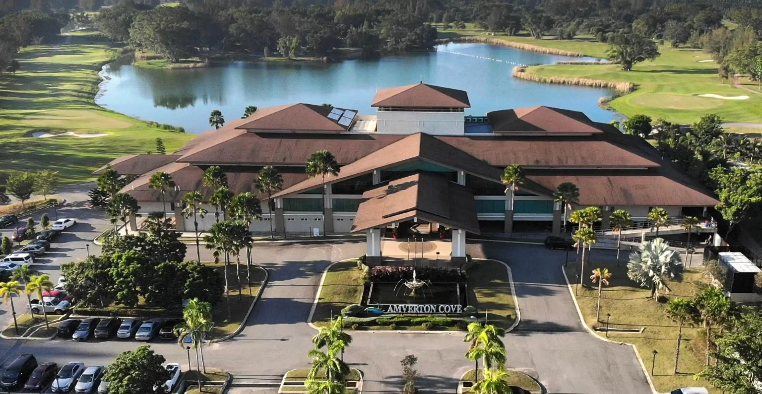 Bird's-eye View in Amverton Cove Golf & Island Resort