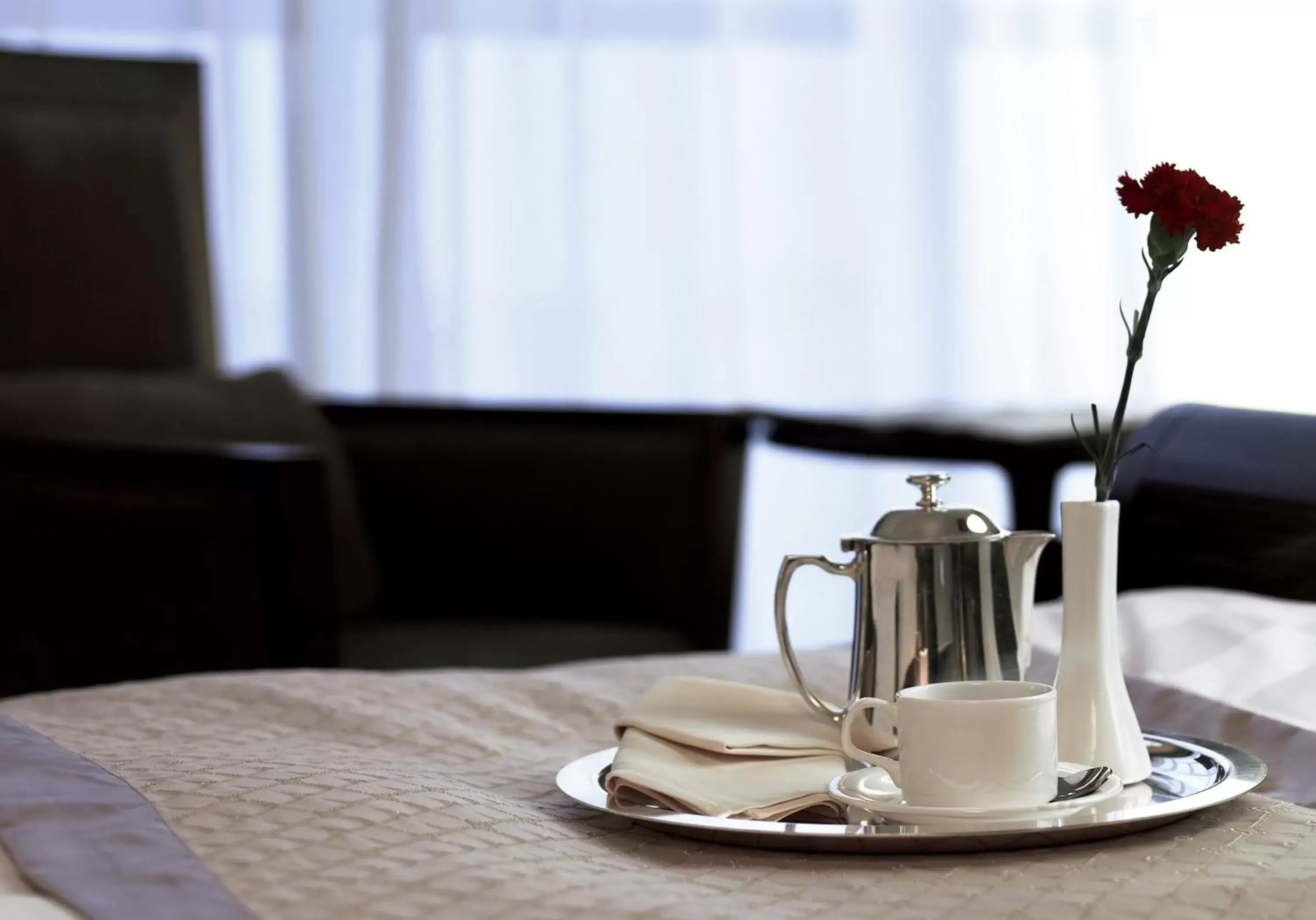 Bedroom, Coffee/Tea Facilities in Crowne Plaza Copenhagen Towers, an IHG Hotel