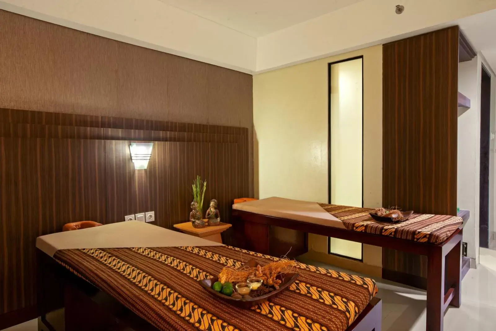 Spa and wellness centre/facilities, Bed in The Alana Hotel & Conference Center Malioboro Yogyakarta by ASTON