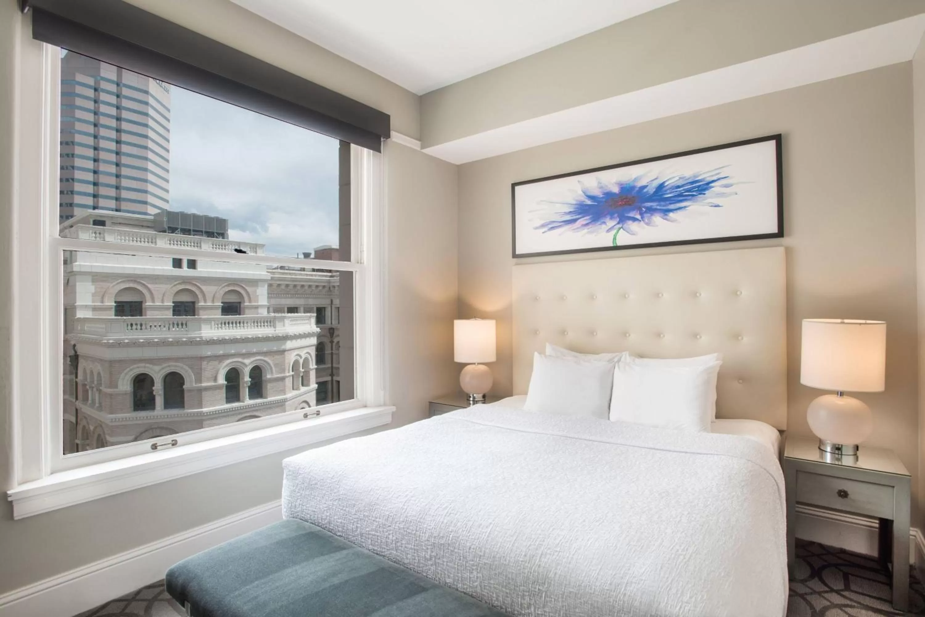 Bedroom, Bed in Magnolia Hotel Denver, a Tribute Portfolio Hotel