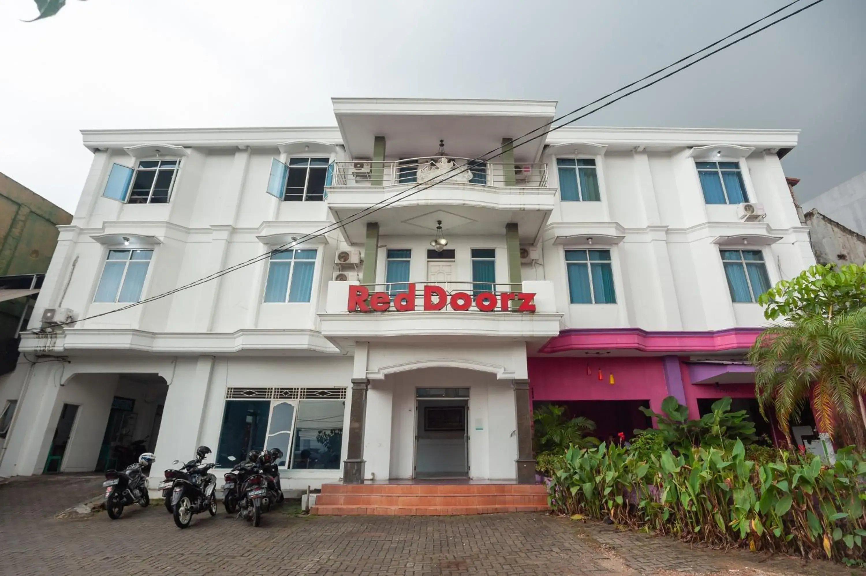 Property Building in RedDoorz @ Jalan Diponegoro Lampung