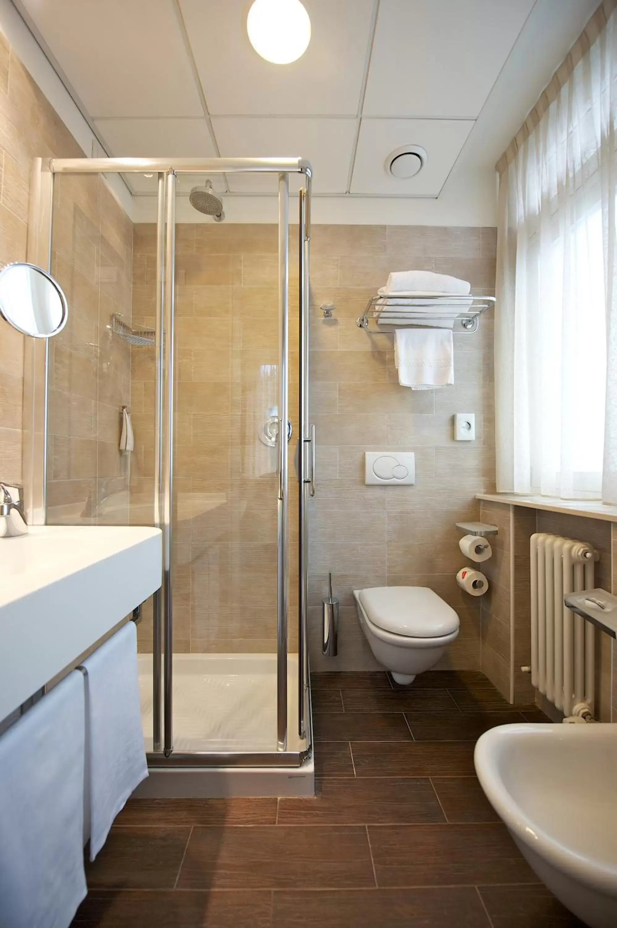 Bathroom in Ibis Styles Parma Toscanini