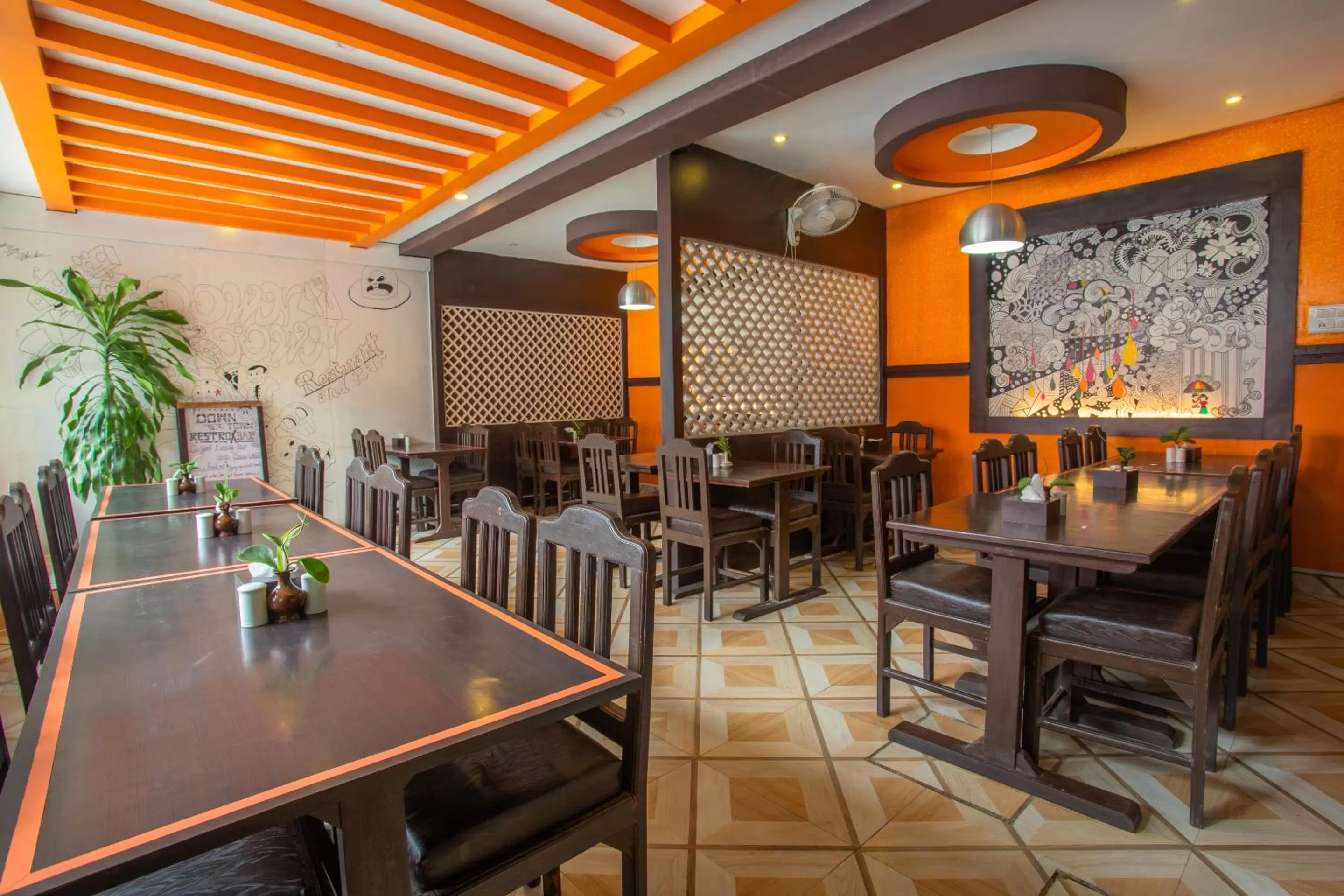 Restaurant/places to eat in Hotel Snowland