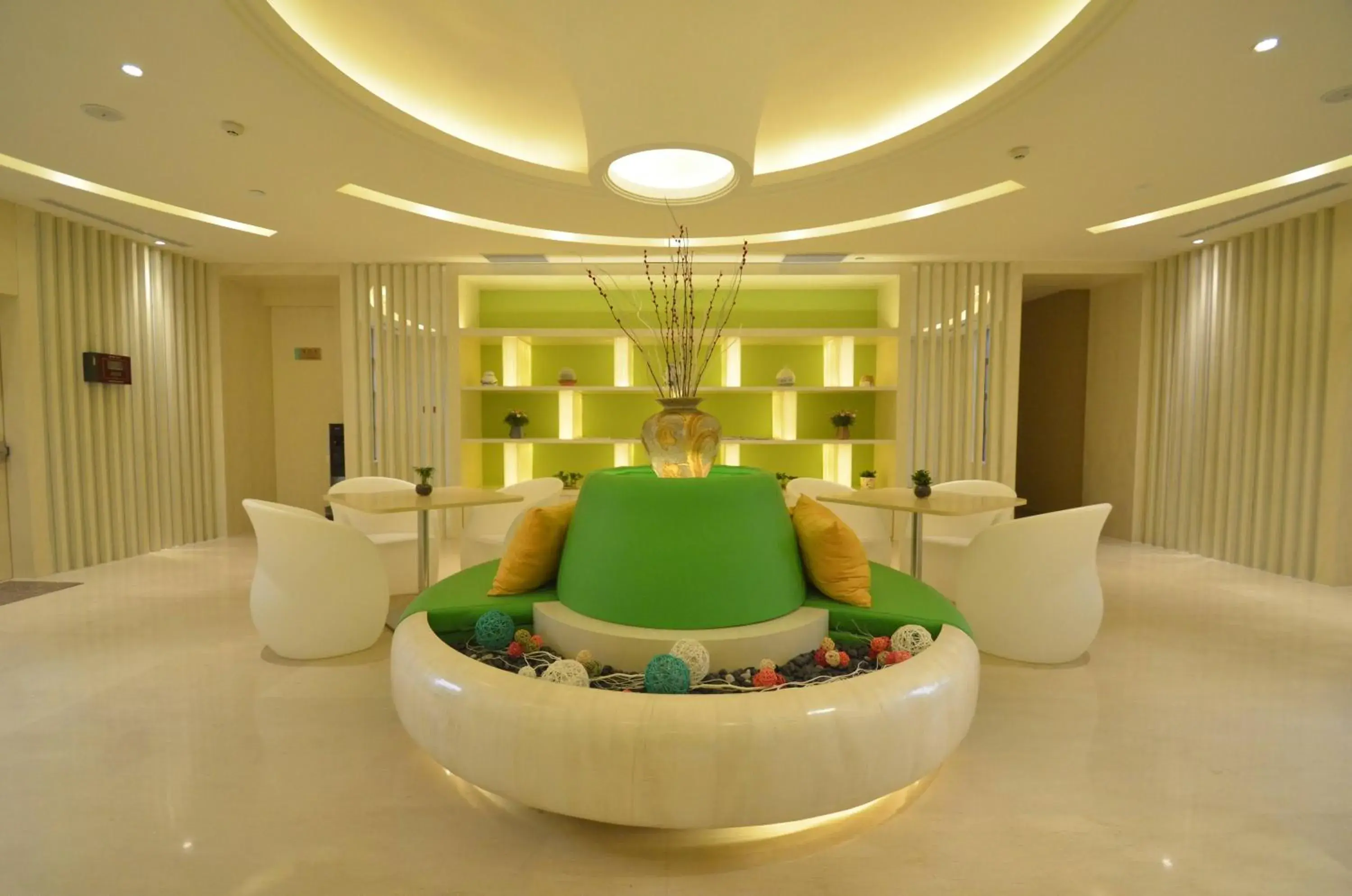 Spa and wellness centre/facilities in Tongli Lakeview Hotel