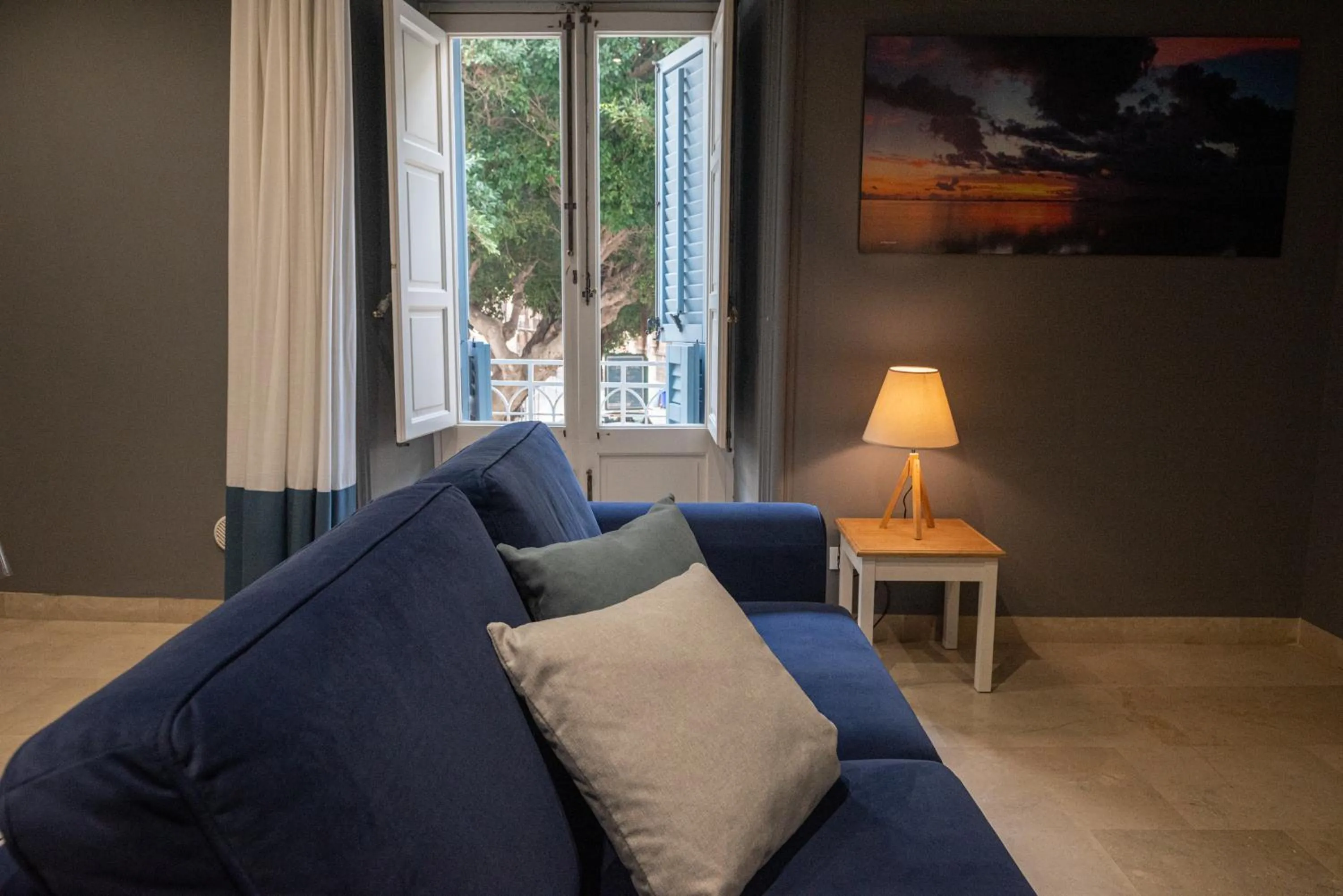 Living room in ZIBIBBO SUITES & ROOMS - Aparthotel in Centro Storico a Trapani