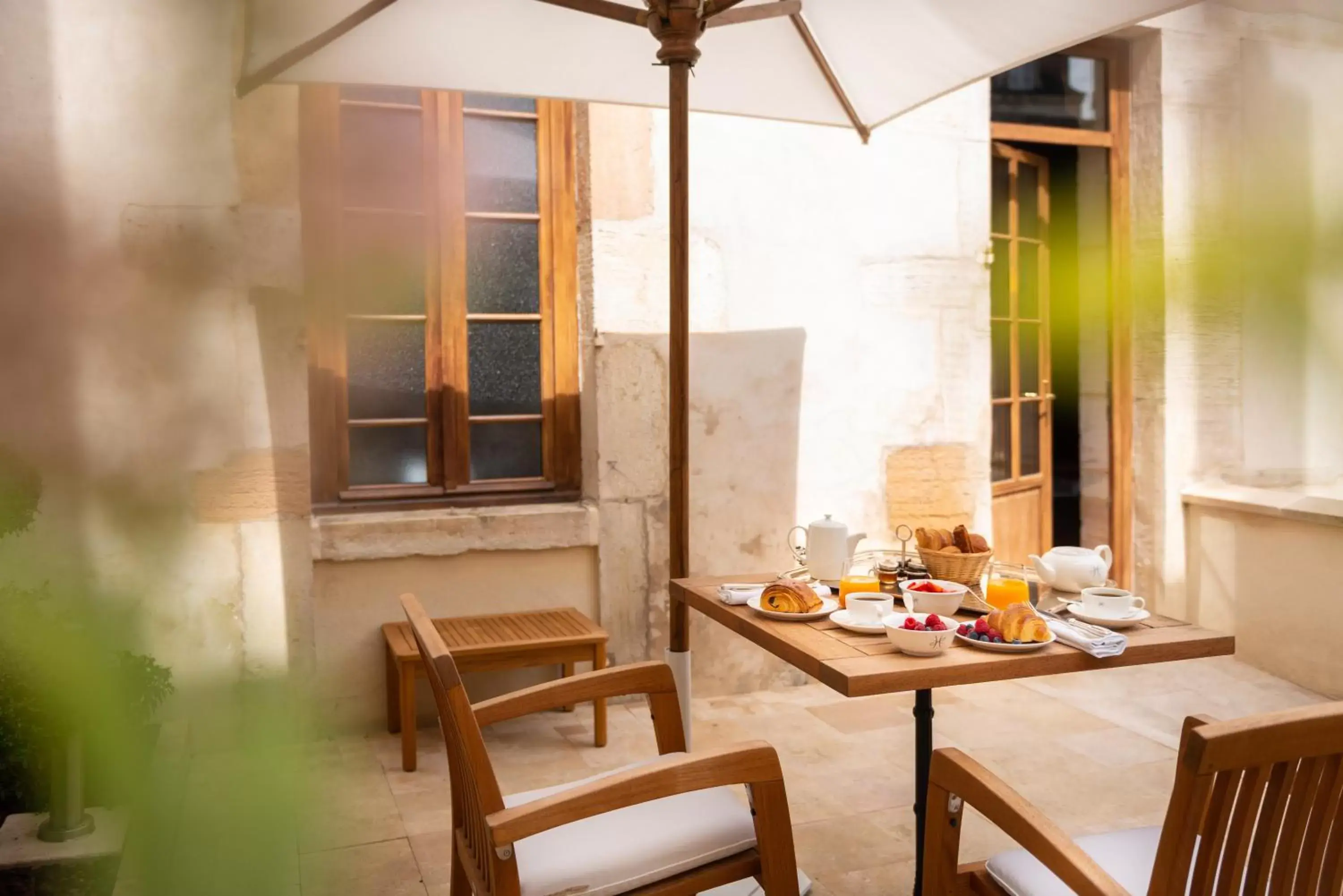 Patio in L'Hôtel