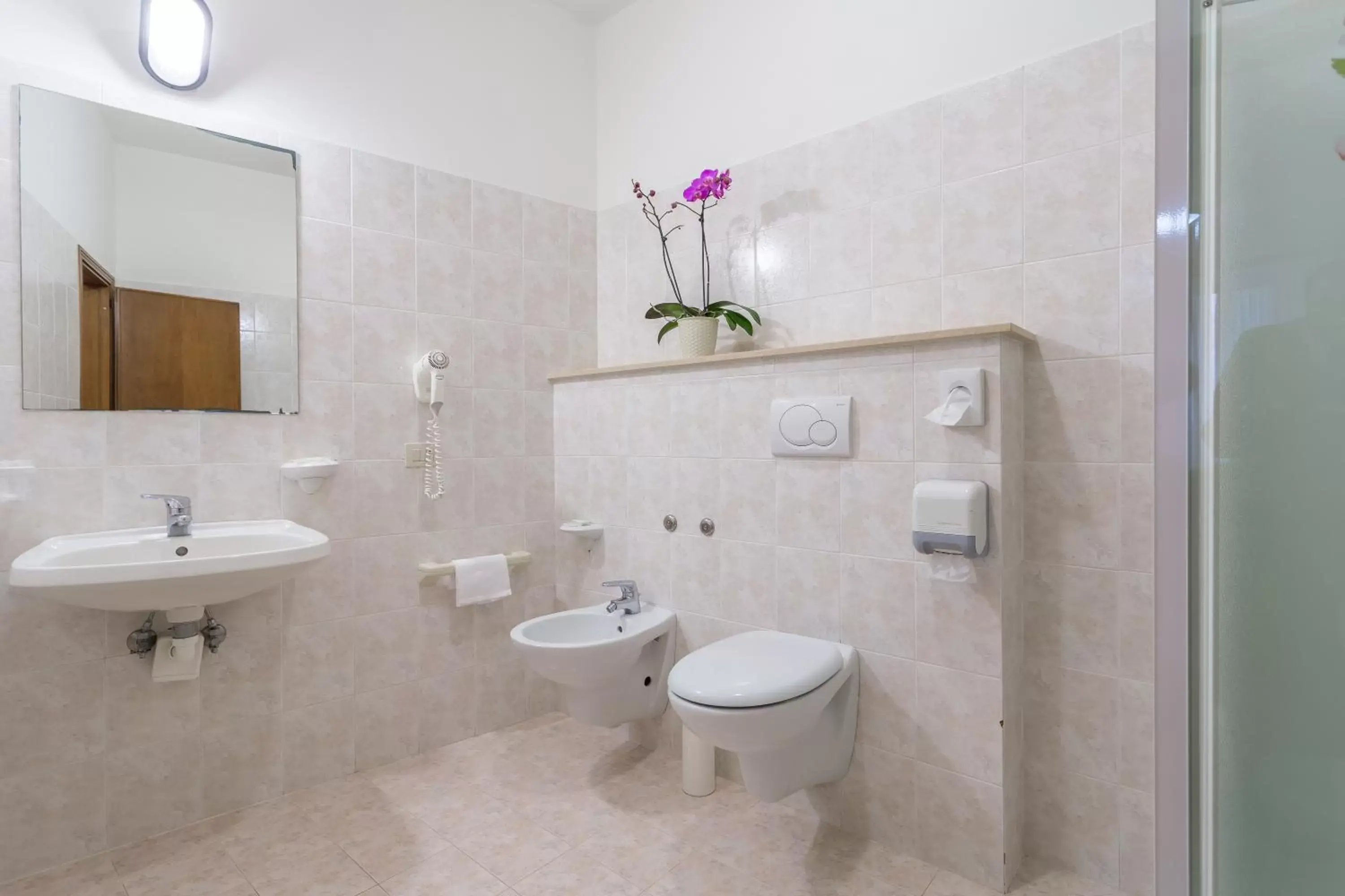 Bathroom in Hotel San Rufino