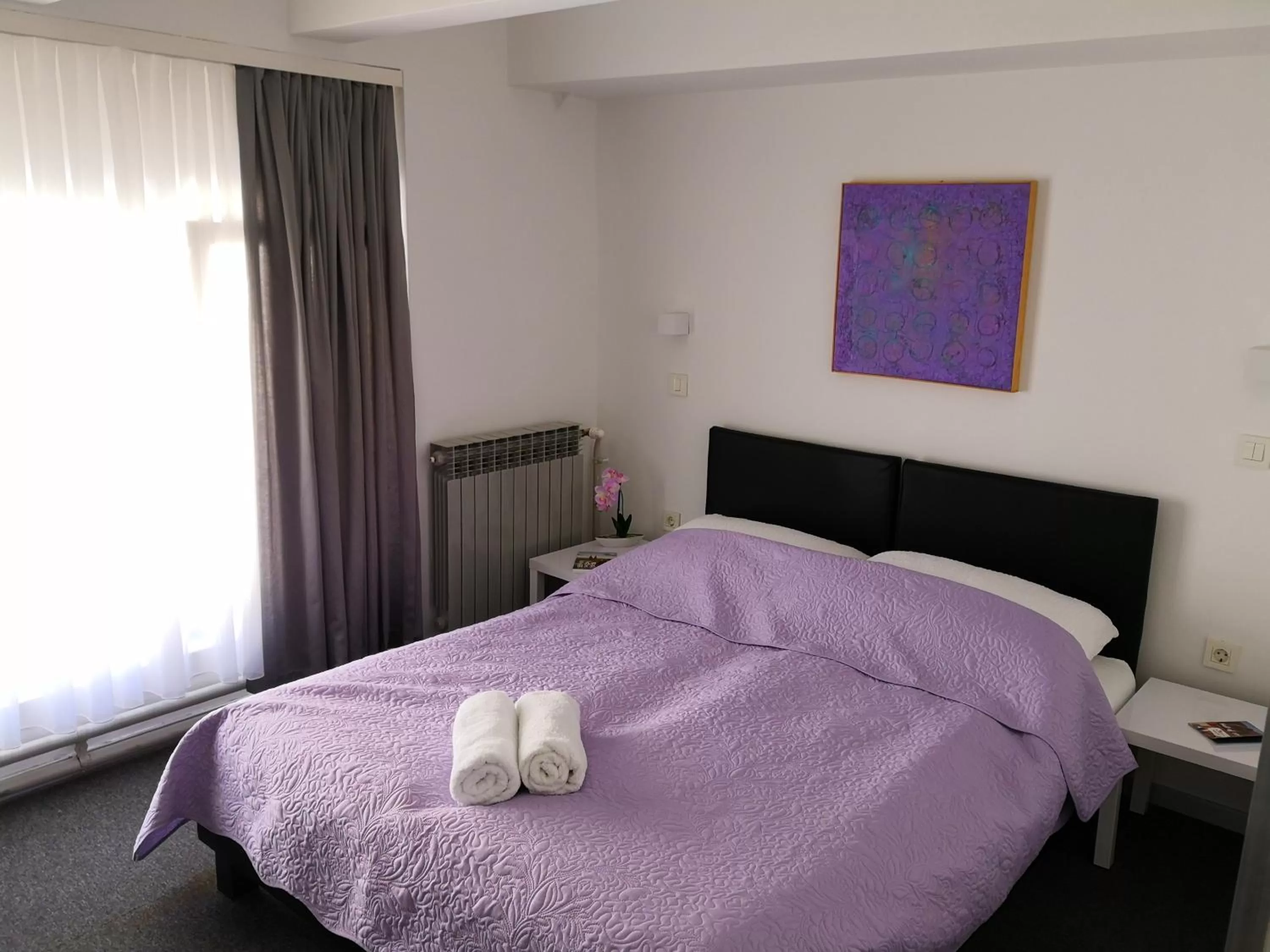 Bed in Grand Bells Bed And Breakfast