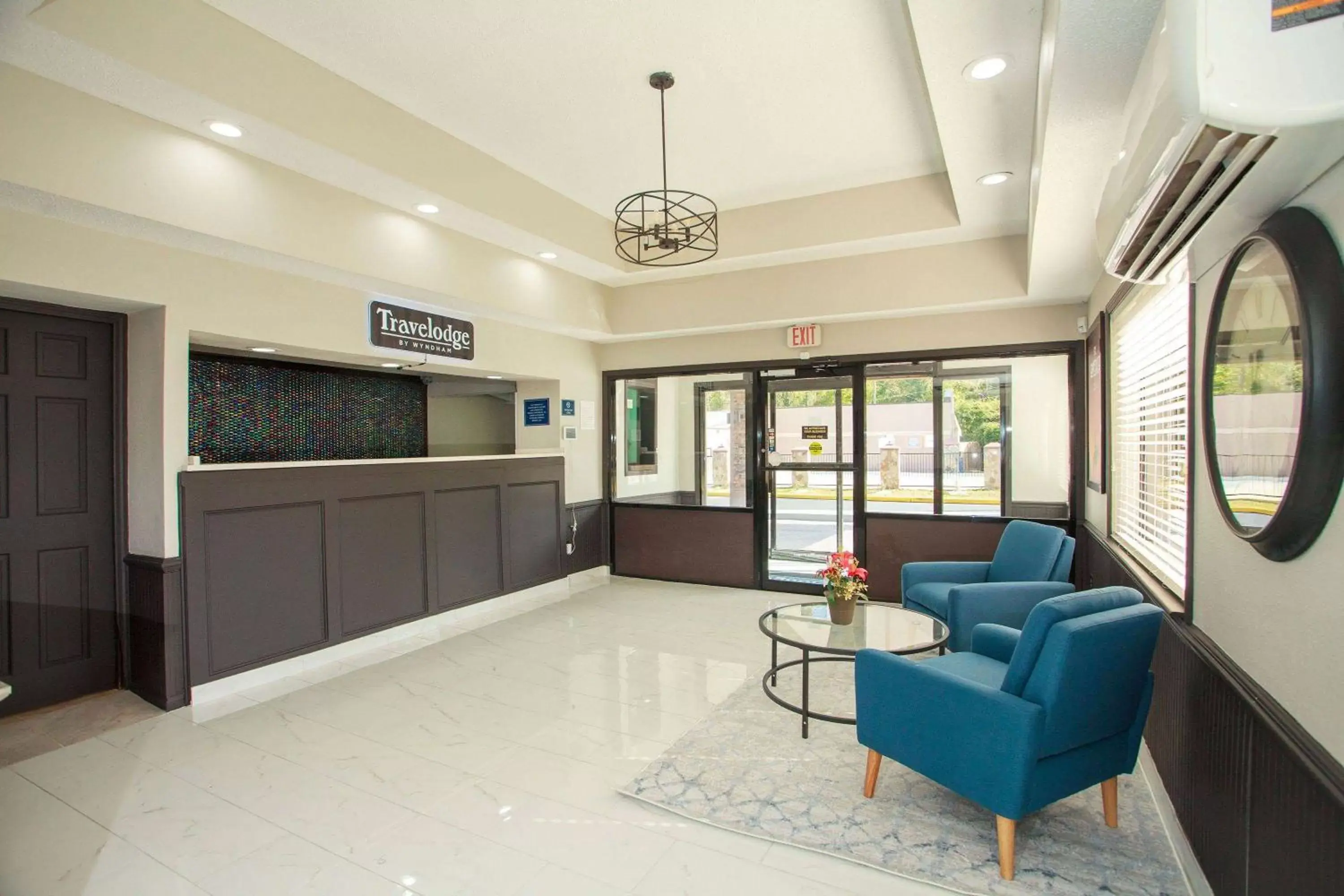 Lobby or reception, Lobby/Reception in Travelodge by Wyndham Macon West