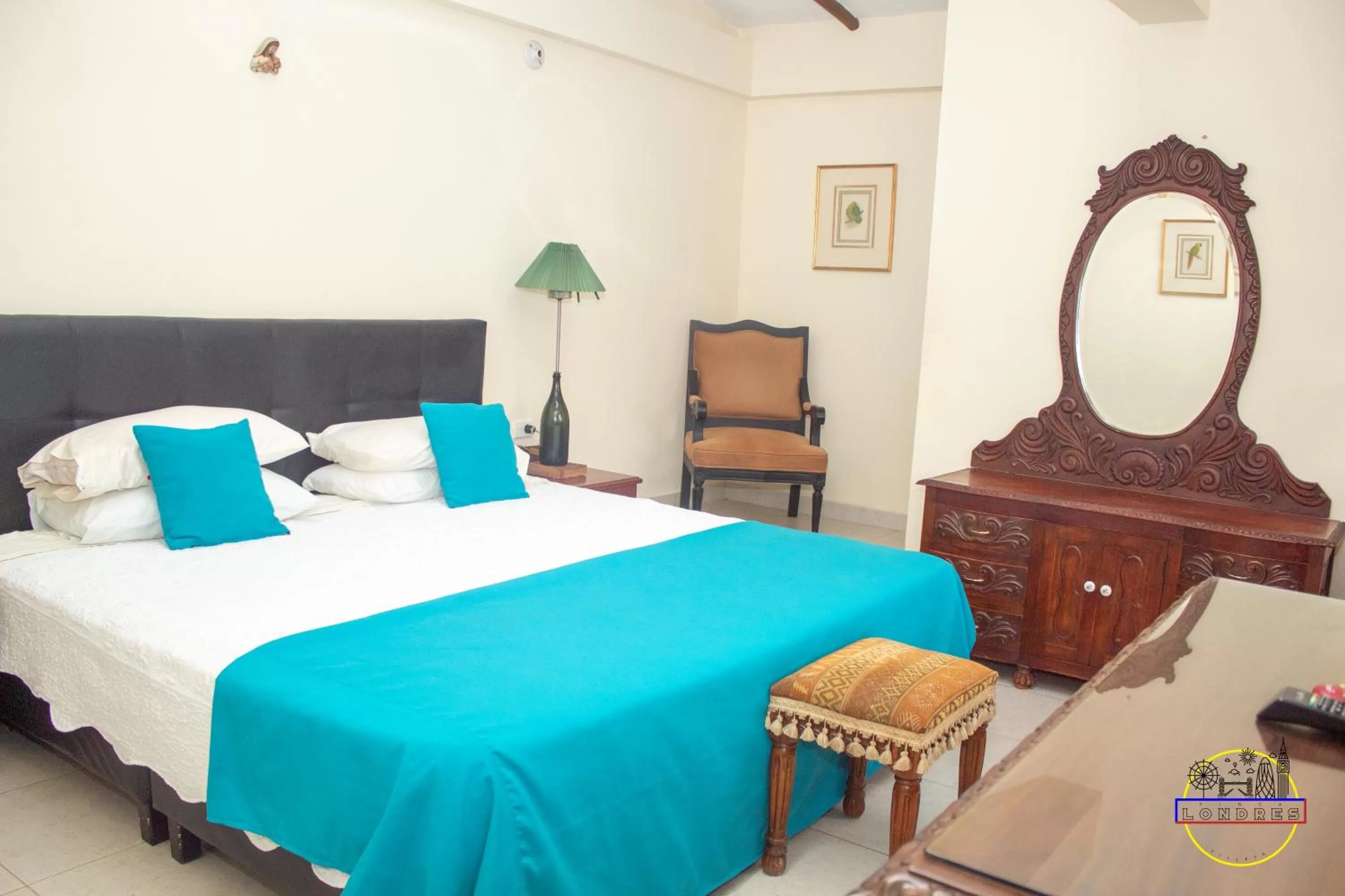 Bed in Hotel Finca Londres