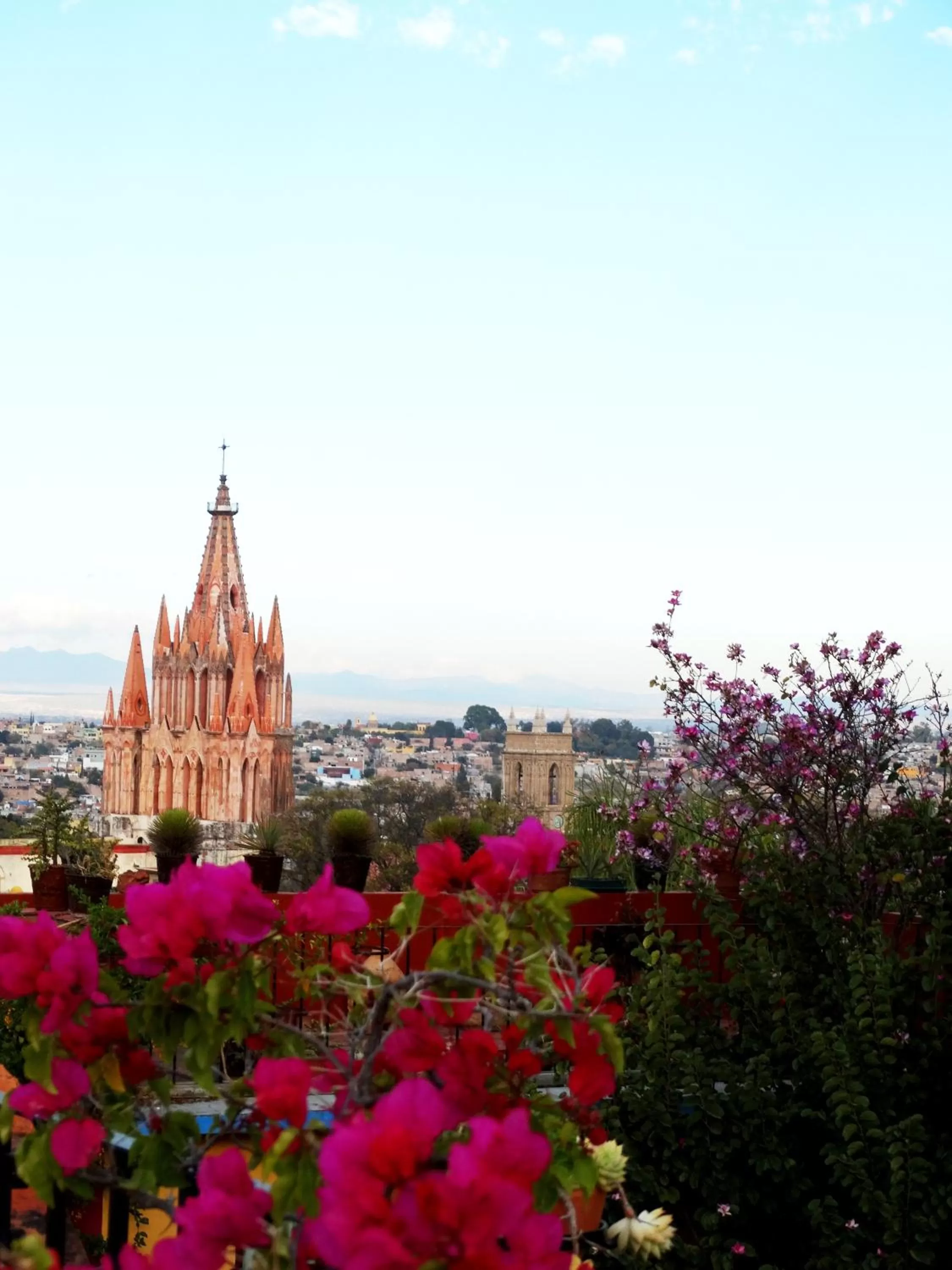 Nearby landmark in Hacienda de las Flores