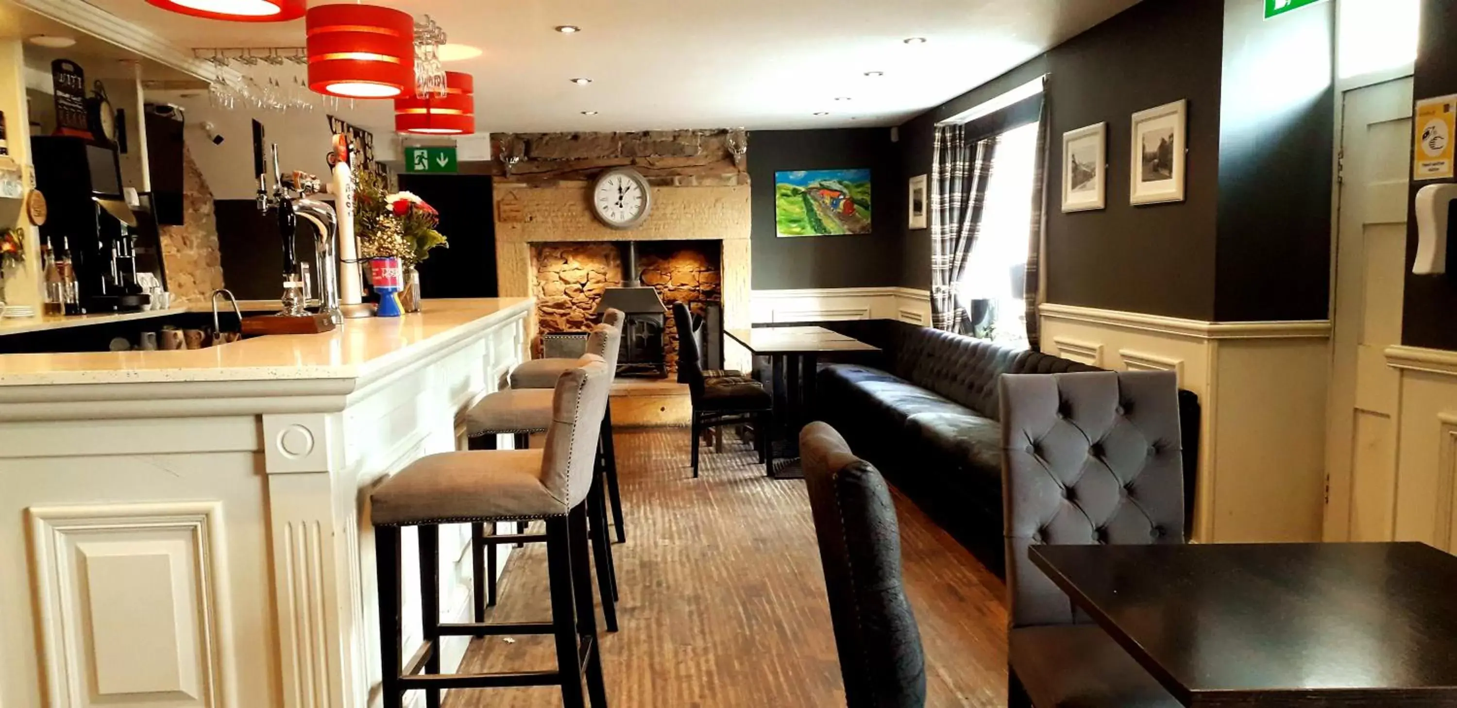 Restaurant/places to eat, Lounge/Bar in The Railway Hotel