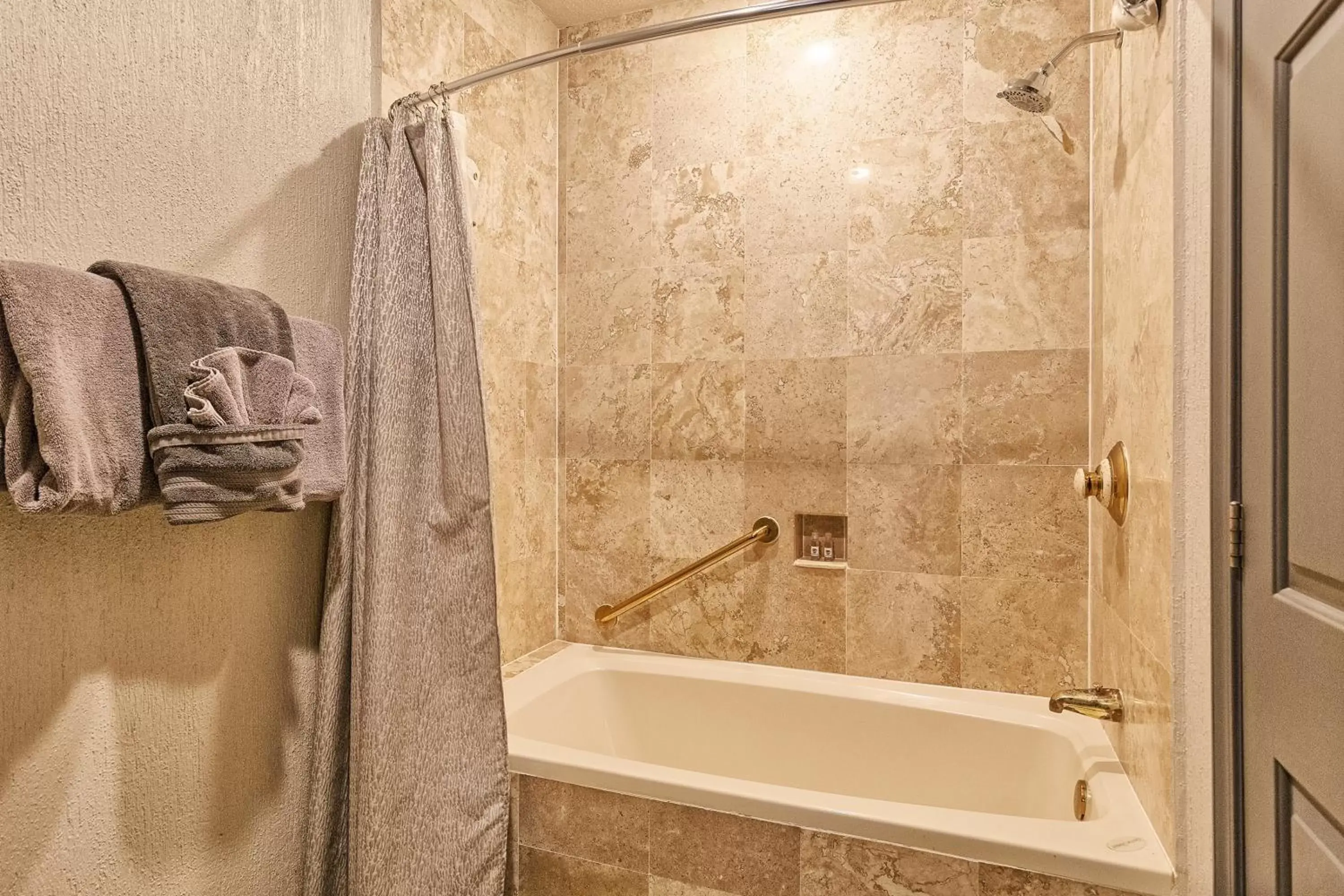 Shower, Bathroom in Sonoran Sea 310-W - Modern 1 bedroom