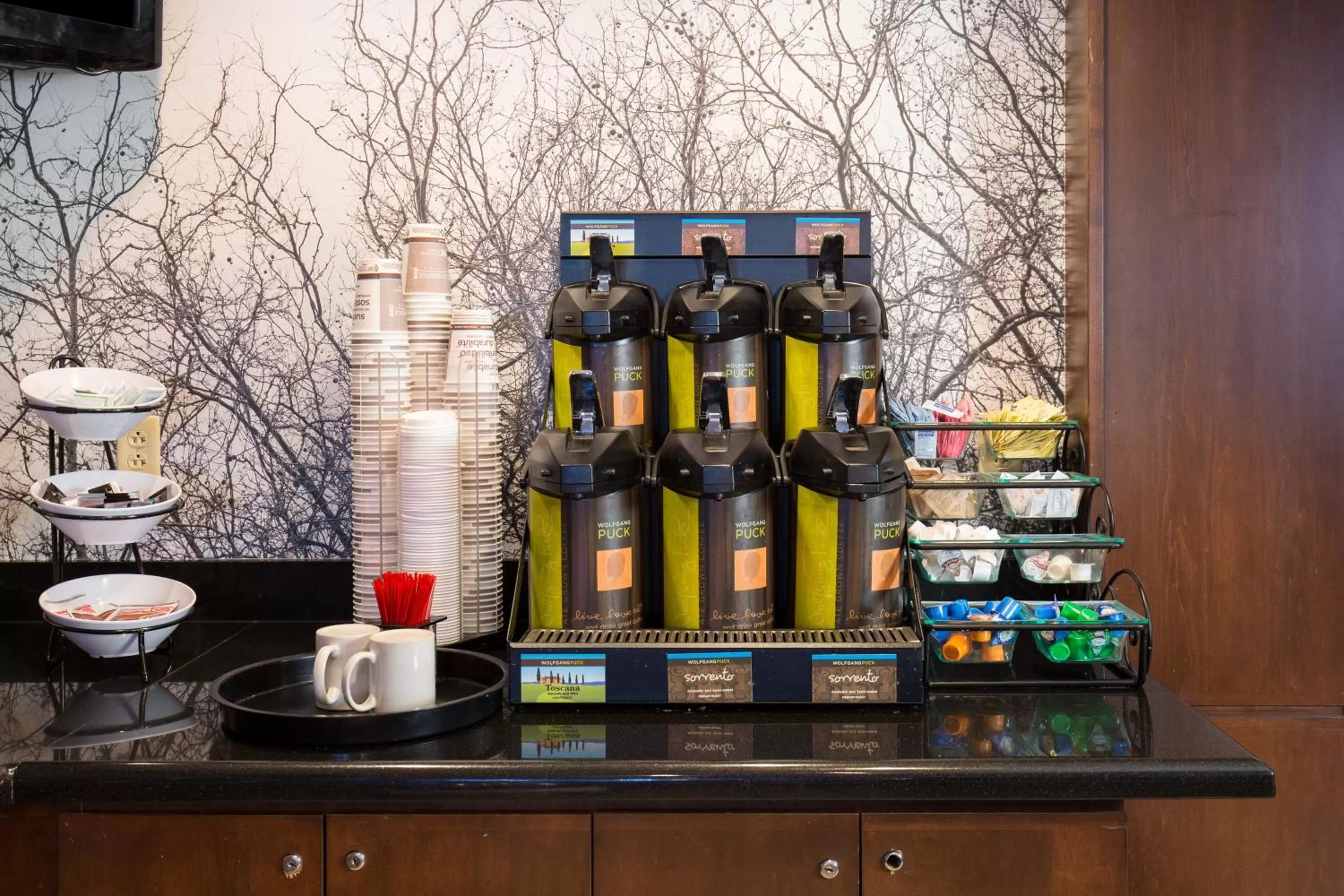 Breakfast in Staybridge Suites Toledo/Maumee by IHG