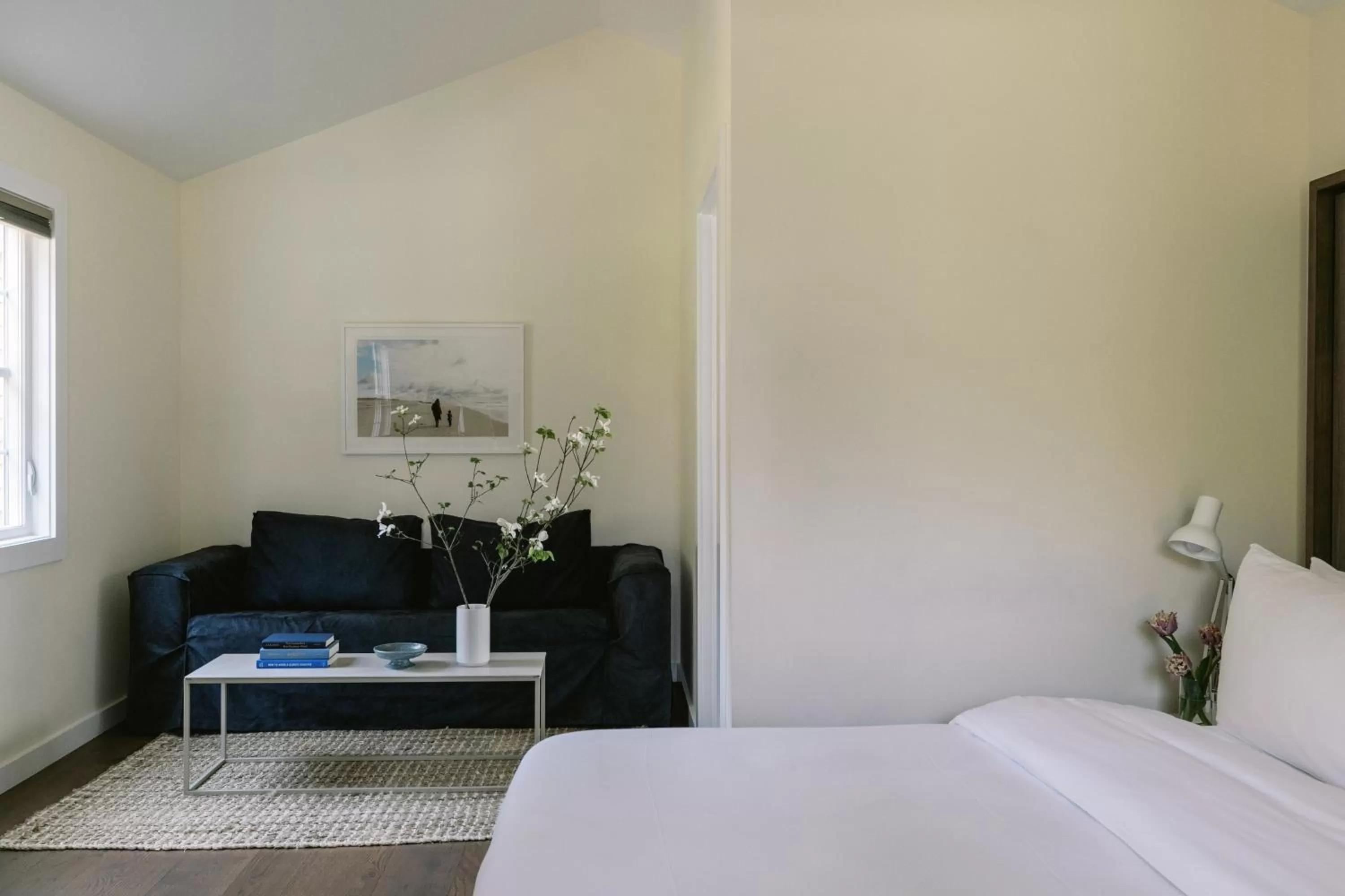 Bed in The Roundtree, Amagansett