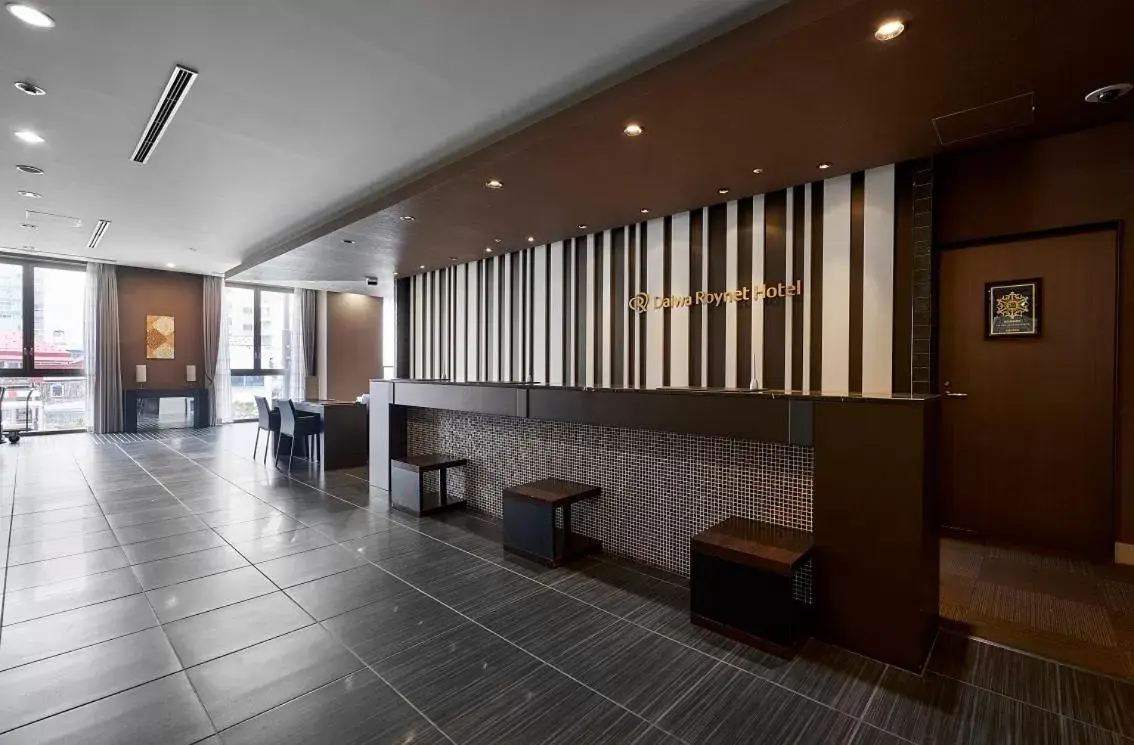 Lobby or reception in Daiwa Roynet Hotel Sapporo-Susukino