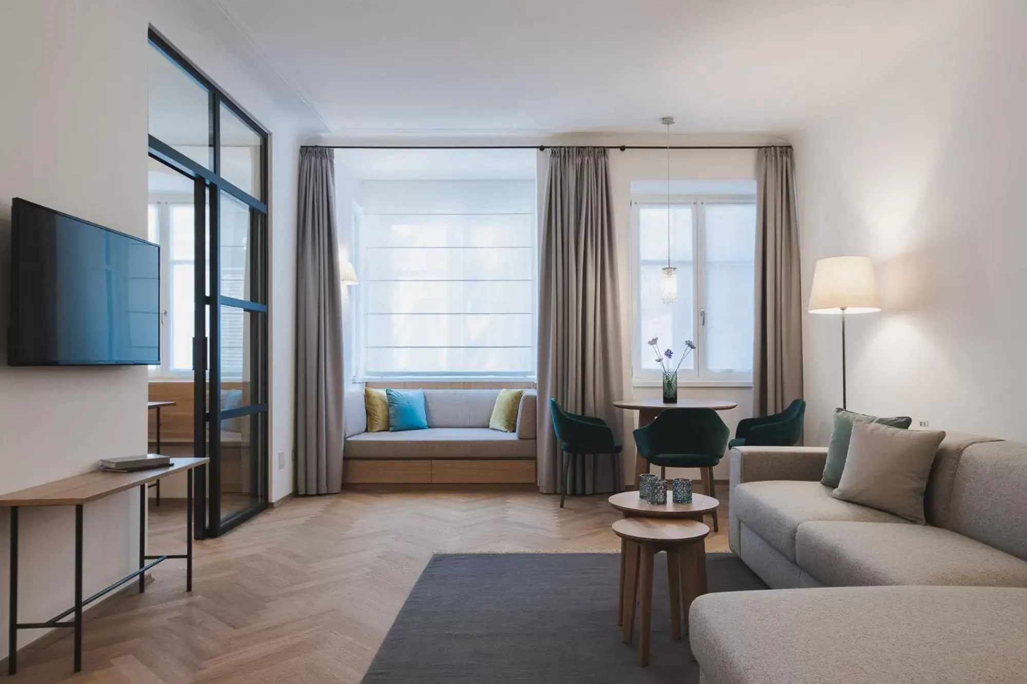 Living room, Seating Area in Kuntino Suites