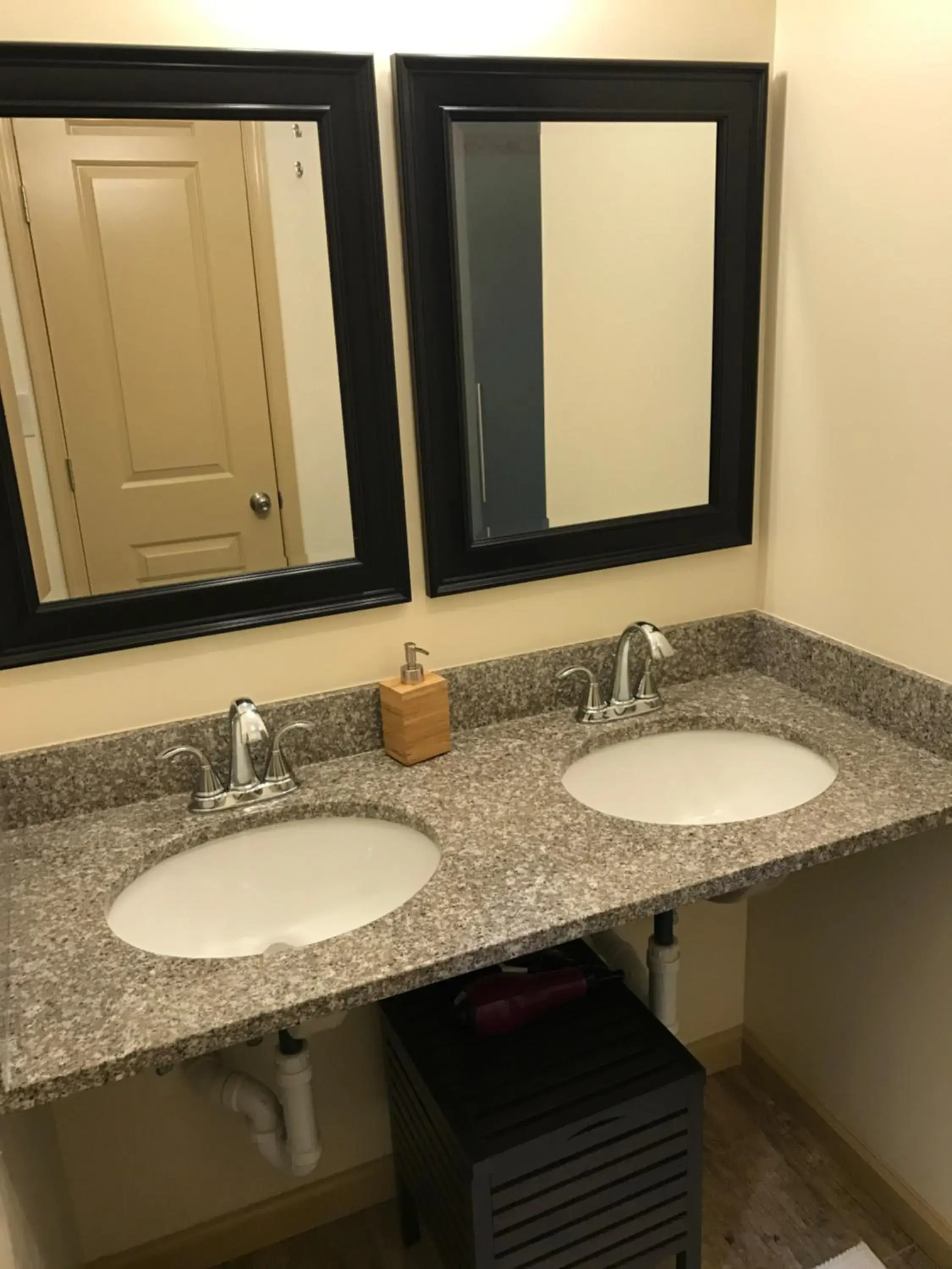 Bathroom in Duo Nomad