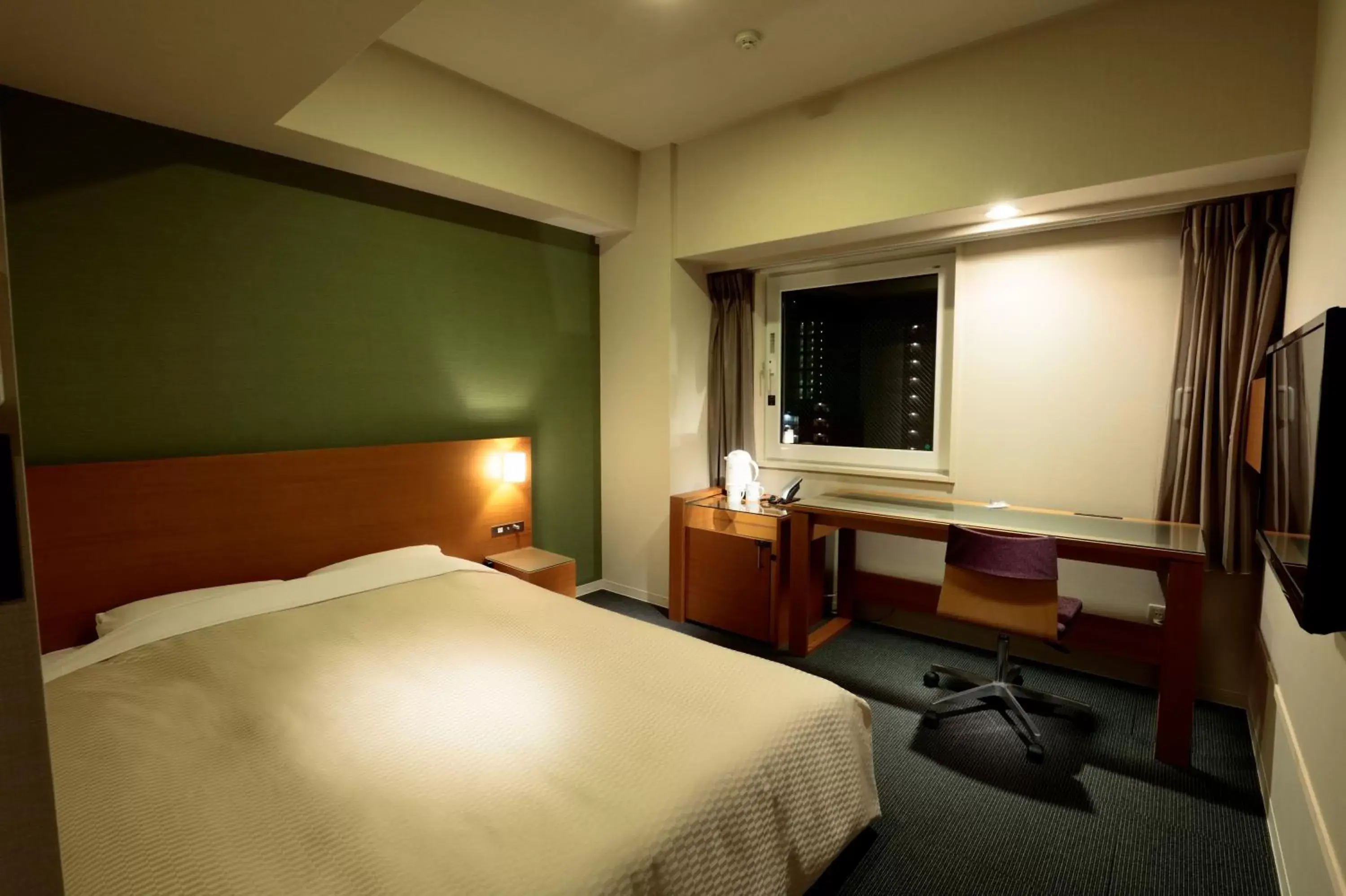 Bedroom, Bed in Candeo Hotels Handa