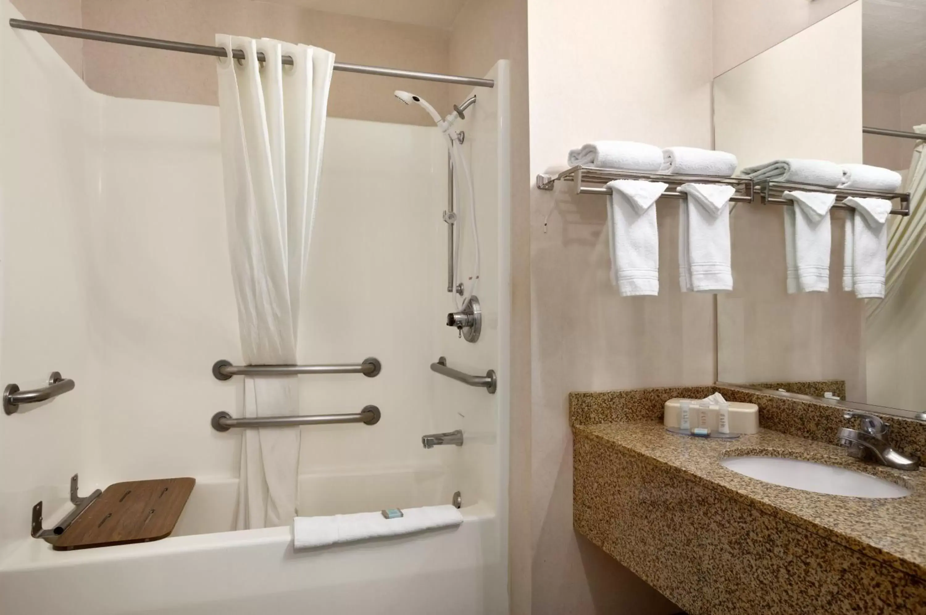 Bathroom in SureStay Hotel by Best Western Grants