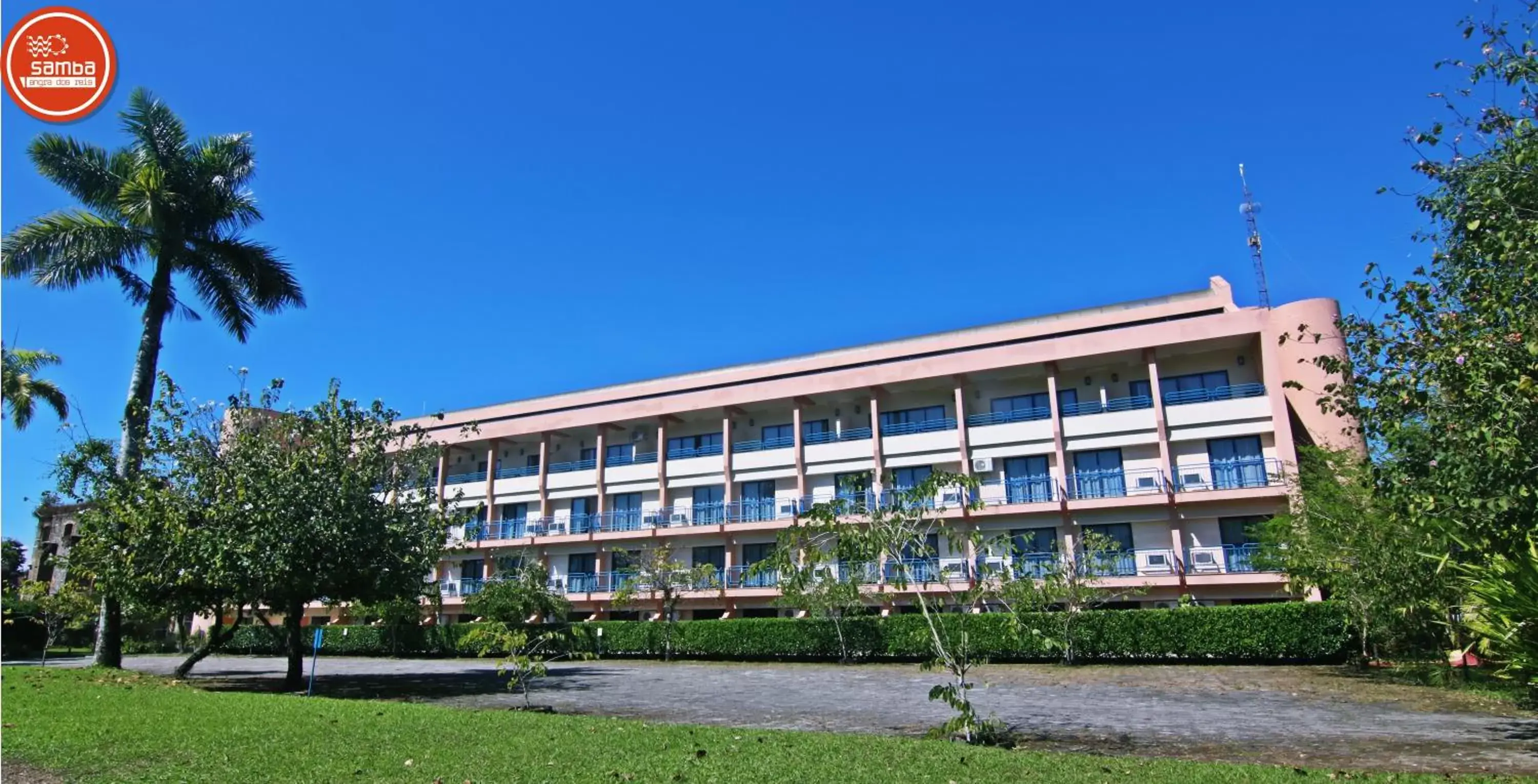 Facade/entrance, Property Building in Samba Angra dos Reis