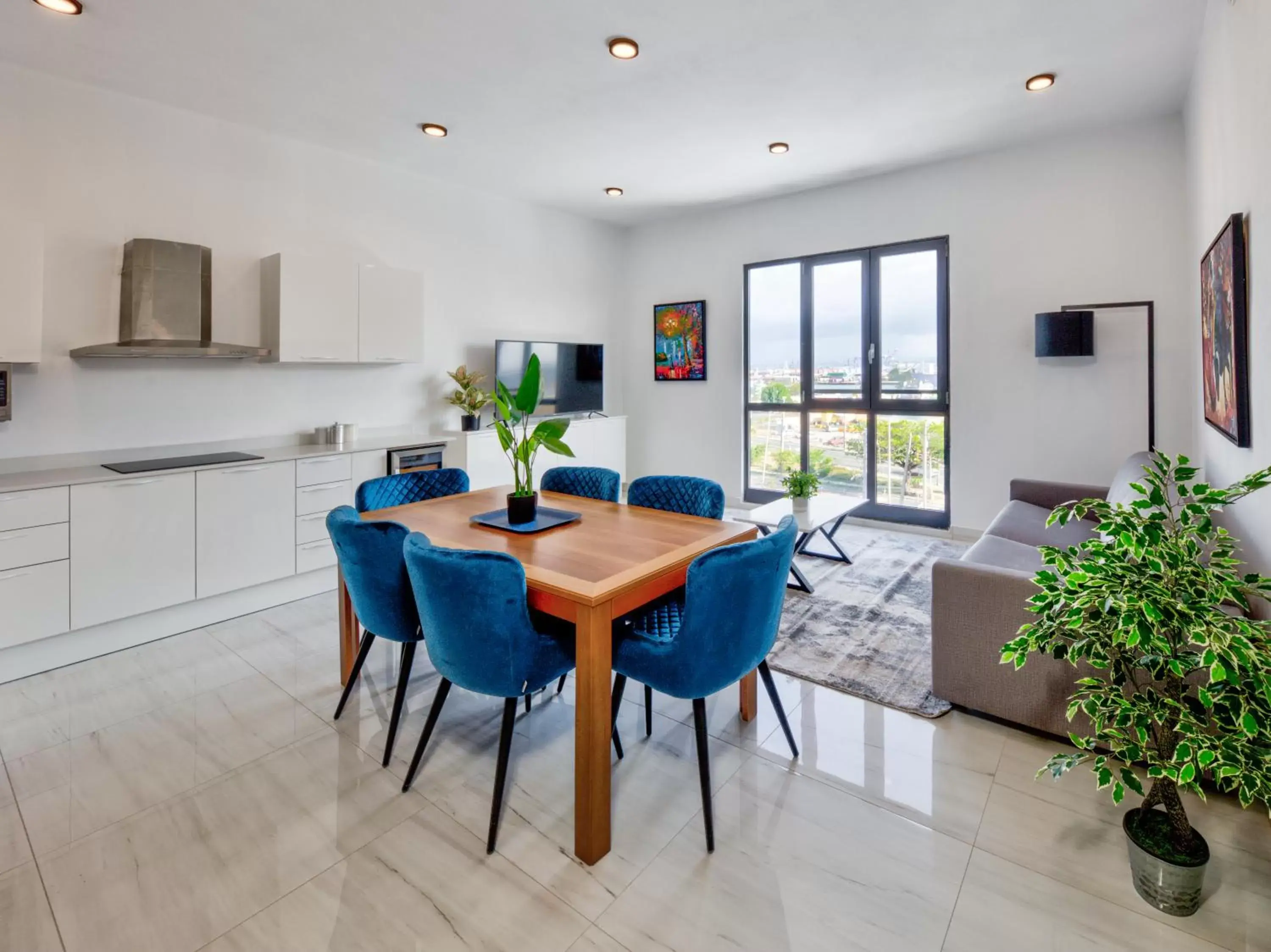 View (from property/room), Dining Area in Puerto Valdes