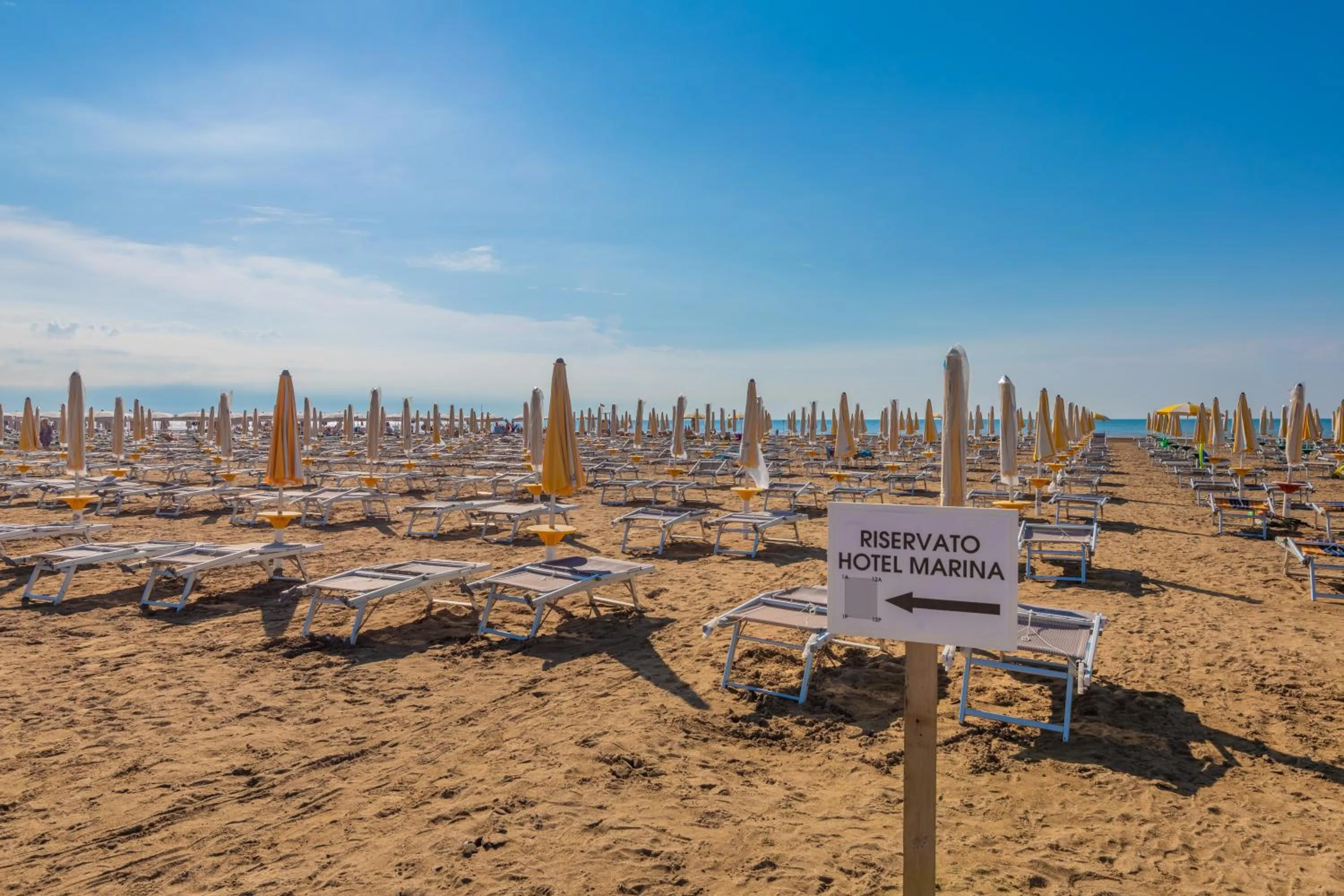Beach in Marina Palace Hotel 4 stelle S