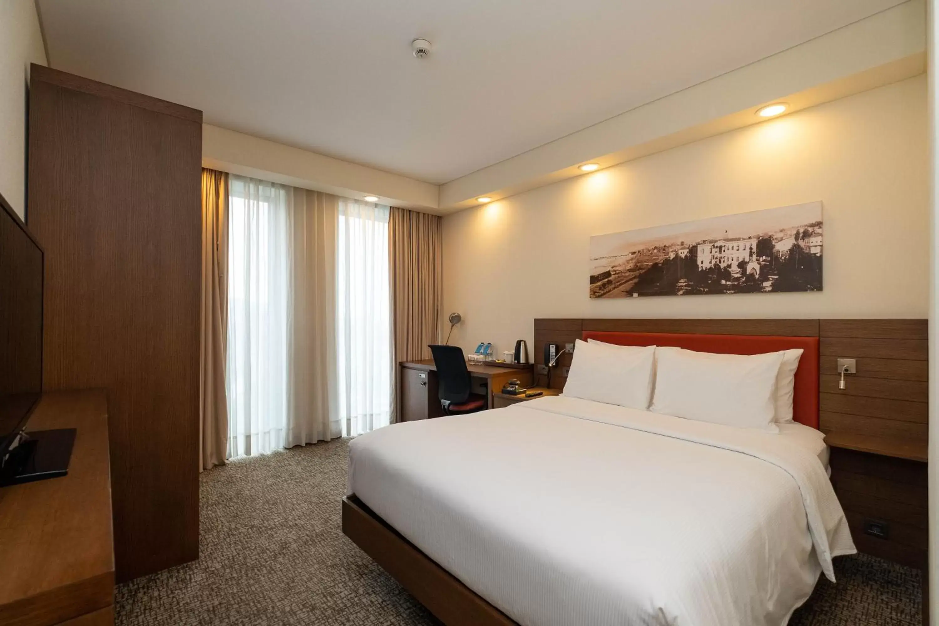 Bed in Hampton by Hilton Samsun