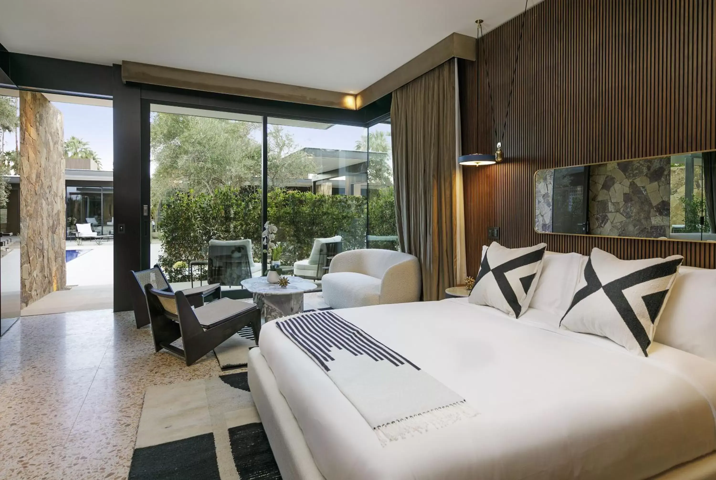 Bed in L'Horizon Resort & Spa, Hermann Bungalows Bed in L'Horizon Resort & Spa, Hermann Bungalows