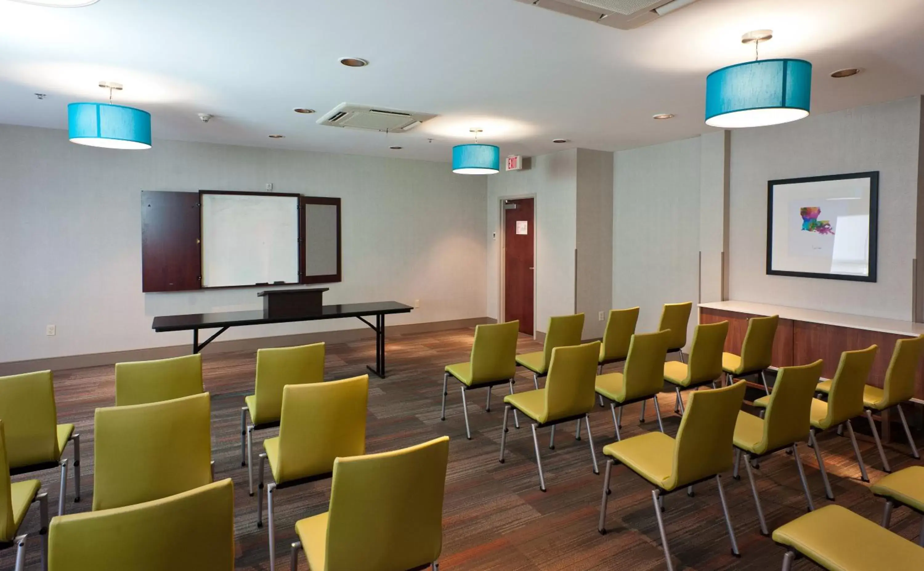 Meeting/conference room in Holiday Inn Express Hotel & Suites Scott-Lafayette West, an IHG Hotel