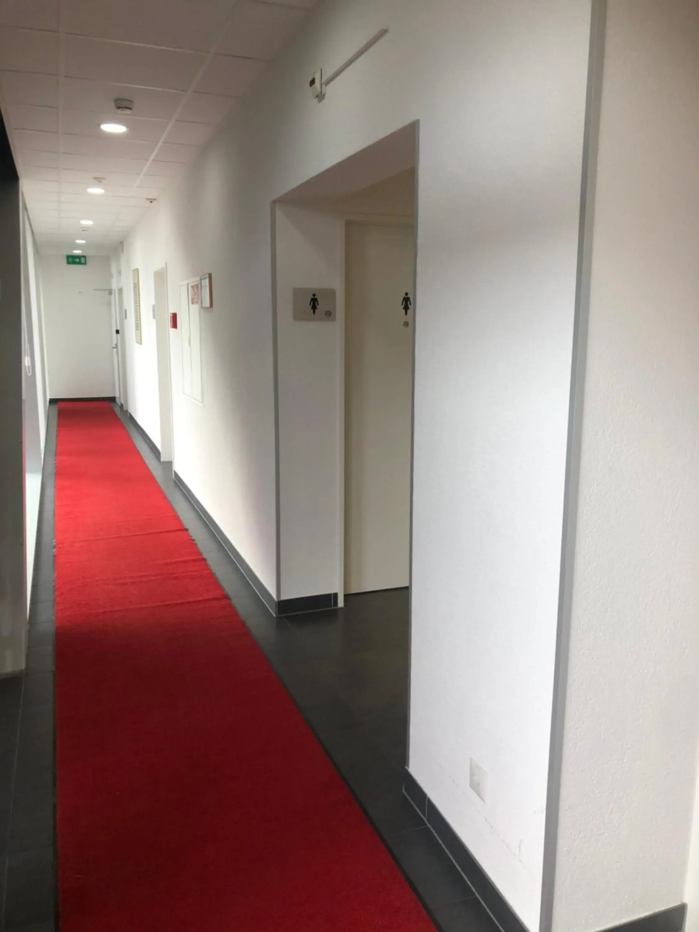 Property building in Hotel Hine Adon Bern Airport