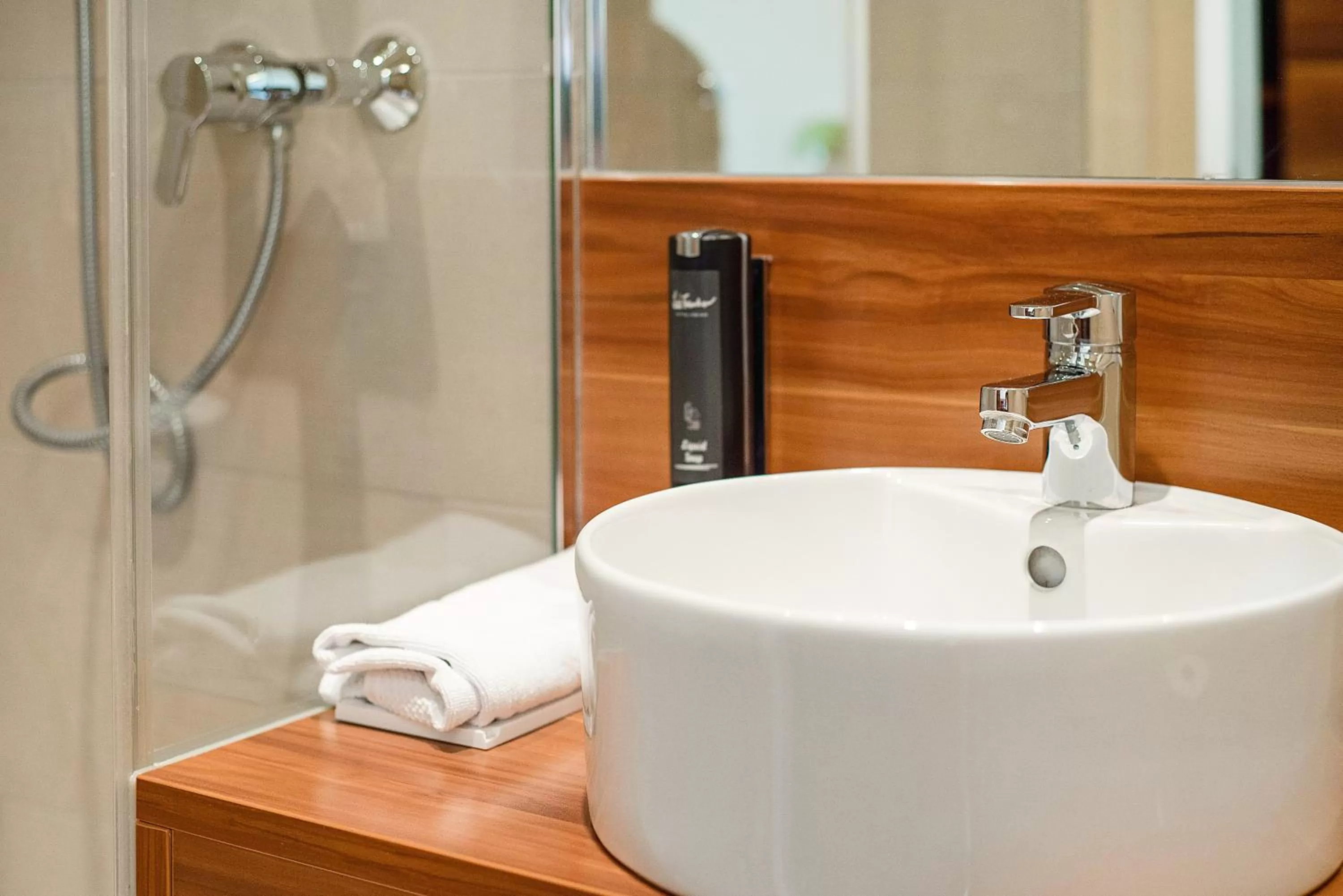 Bathroom in Hotel Astoria