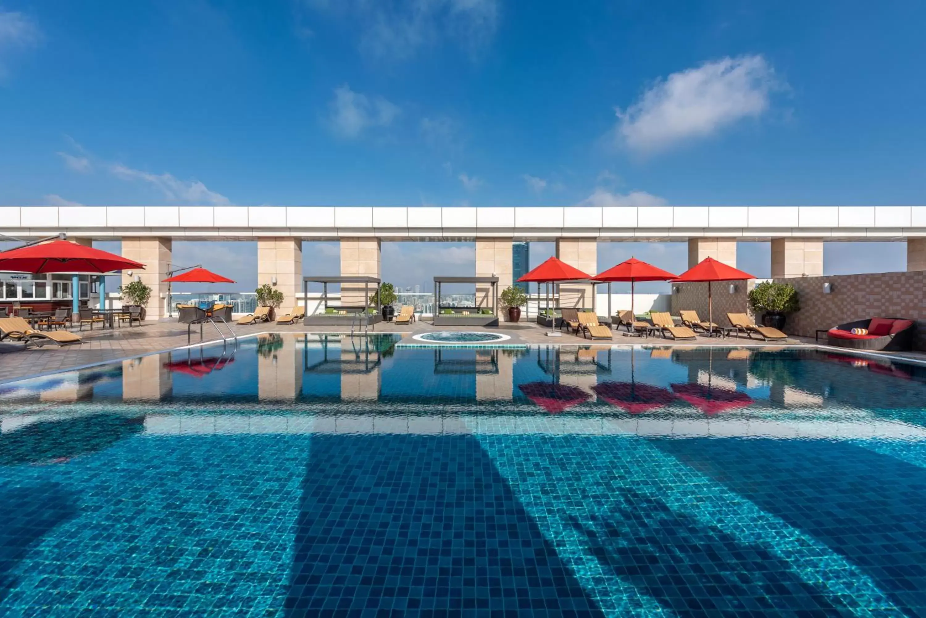 Swimming Pool in Dusit Thani Abu Dhabi