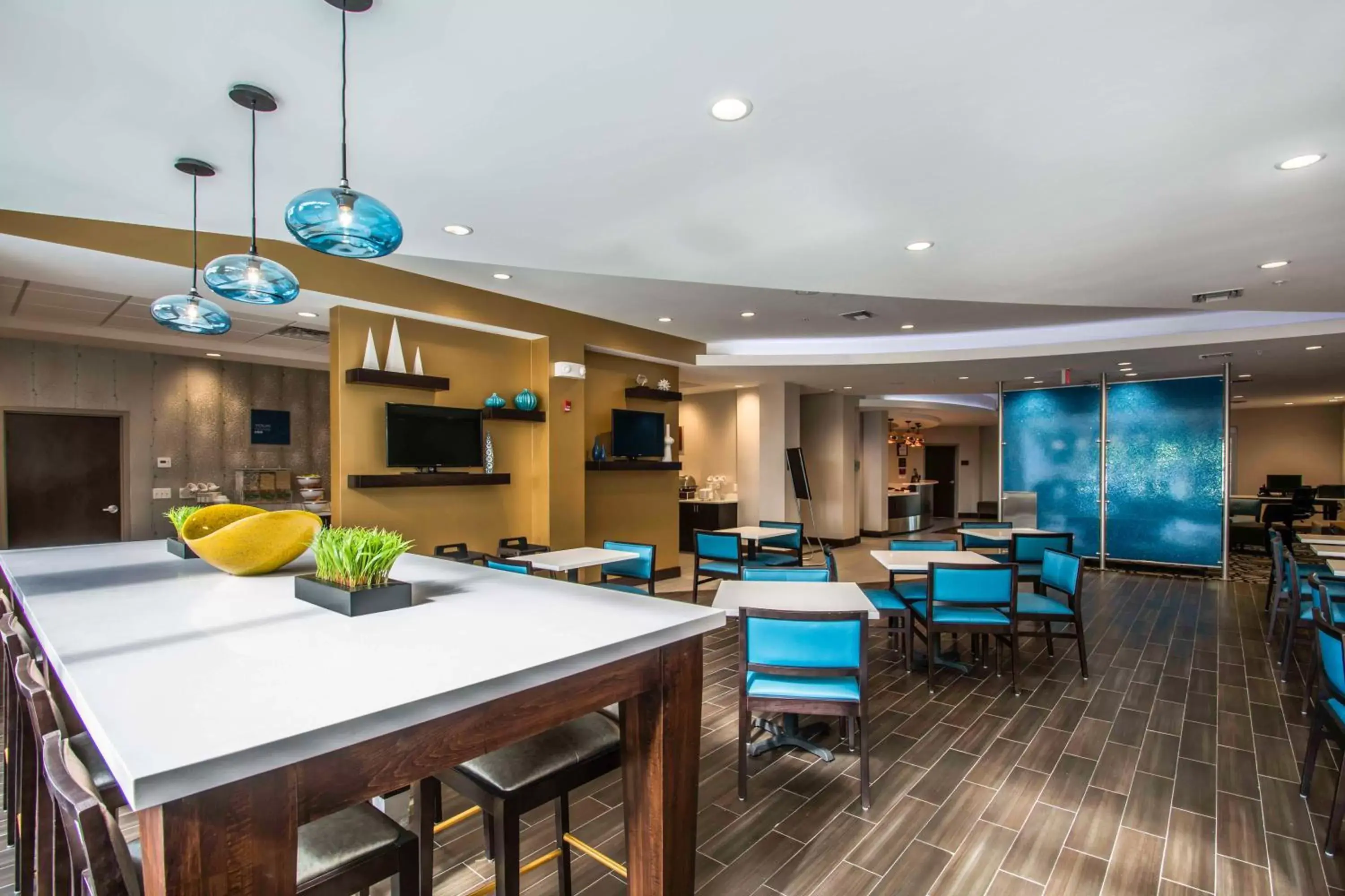 Food and drinks in Comfort Suites Fort Lauderdale Airport South & Cruise Port