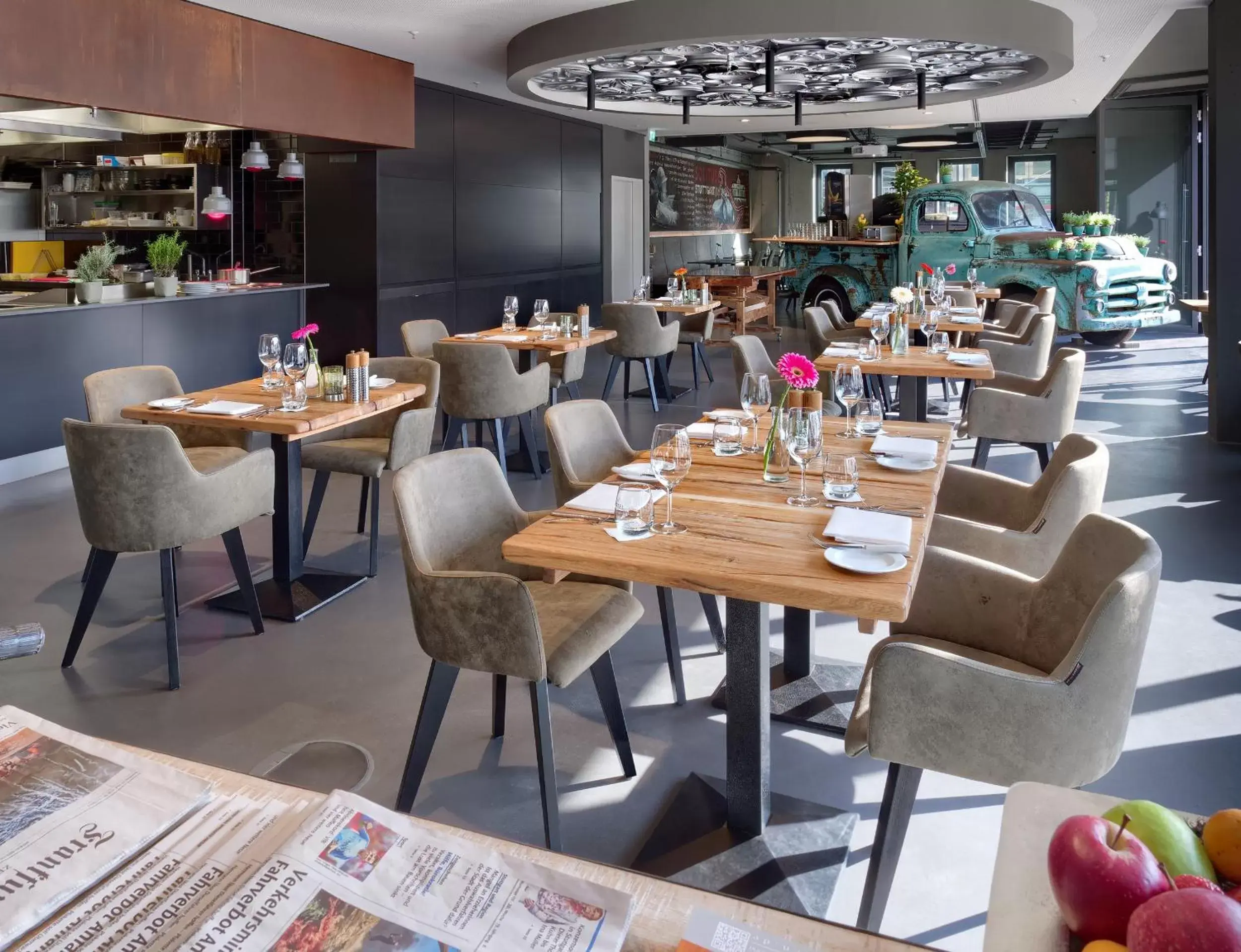 Restaurant/Places to Eat in V8 HOTEL Motorworld Region Stuttgart