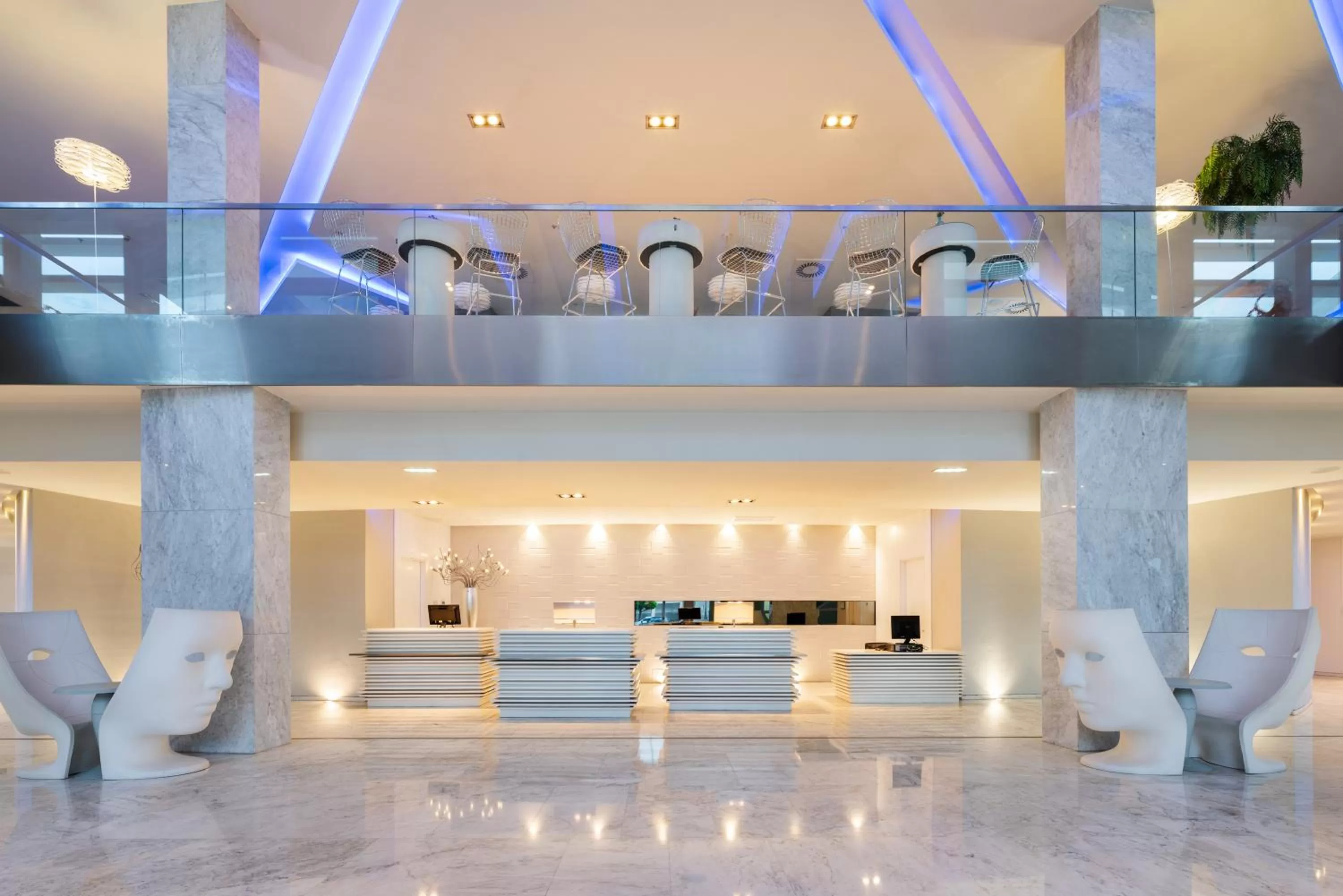 Lobby or reception in Eurostars Palacio de Cristal