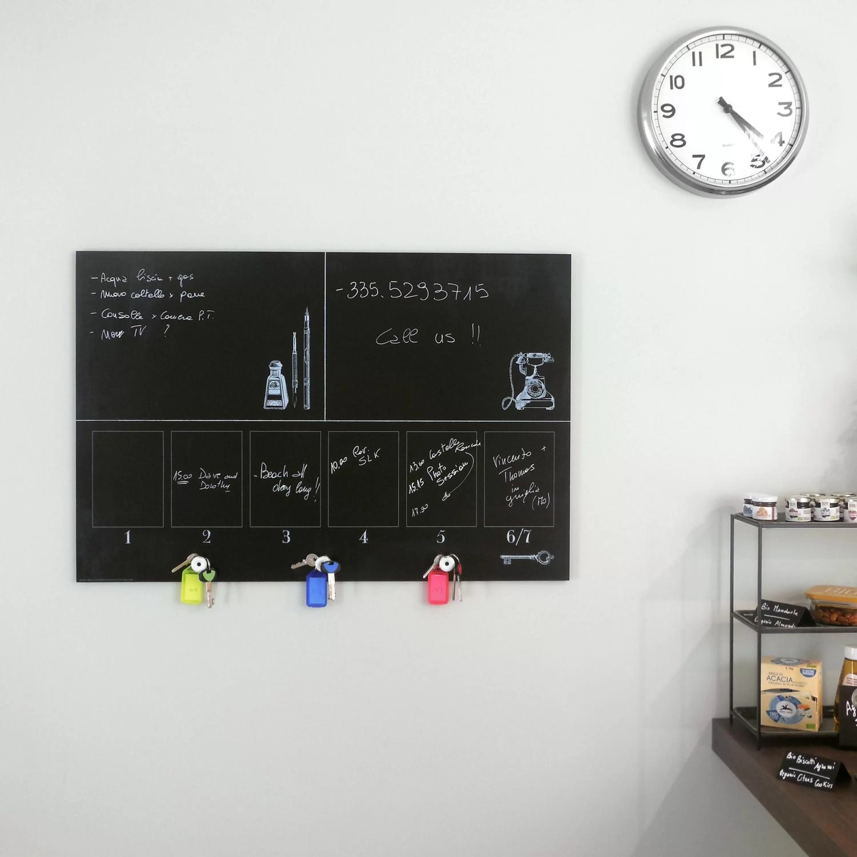 Decorative detail in Le Mandragole B&B