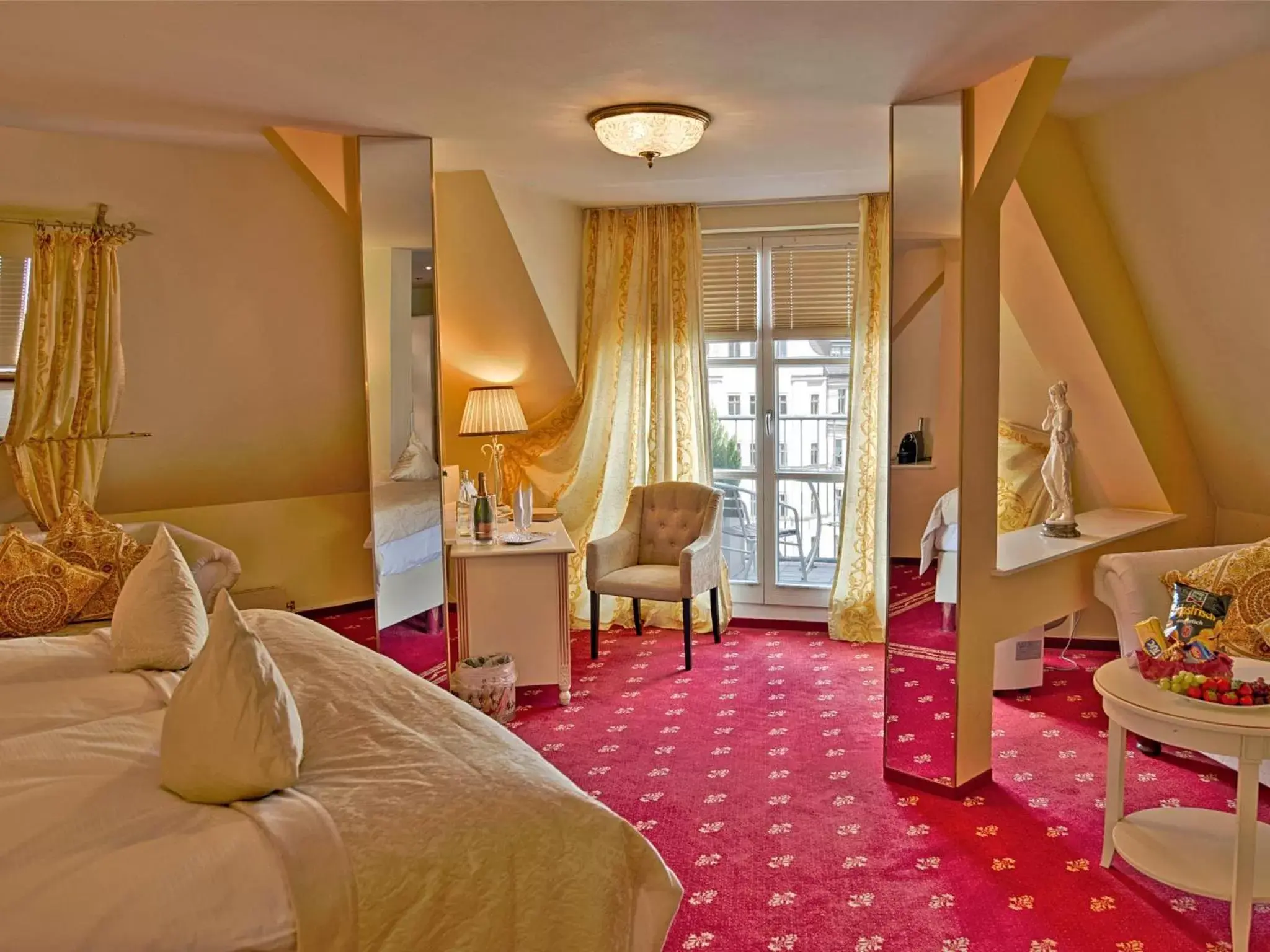 Photo of the whole room in Hotel Augusta Am Kurfürstendamm