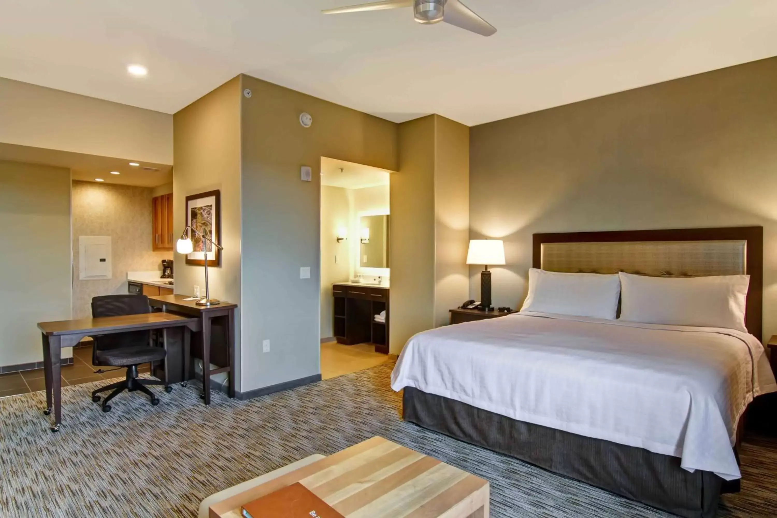 Bed in Homewood Suites by Hilton Seattle-Issaquah