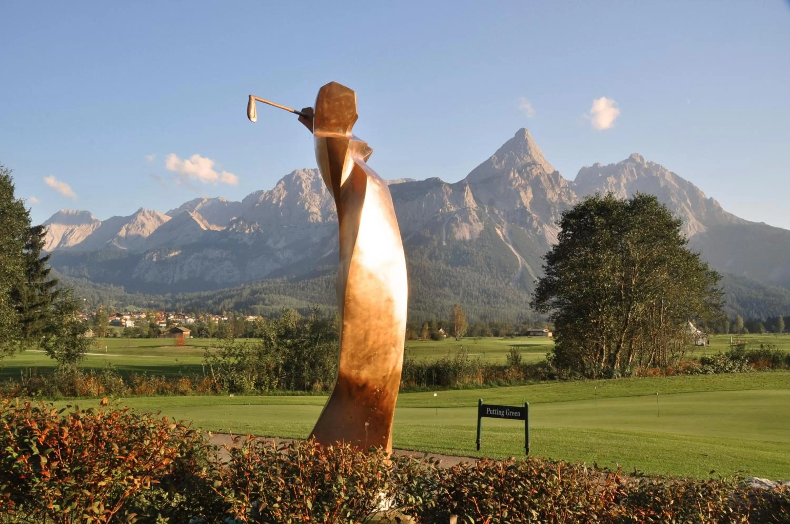 Golfcourse in Hotel Alpen Residence