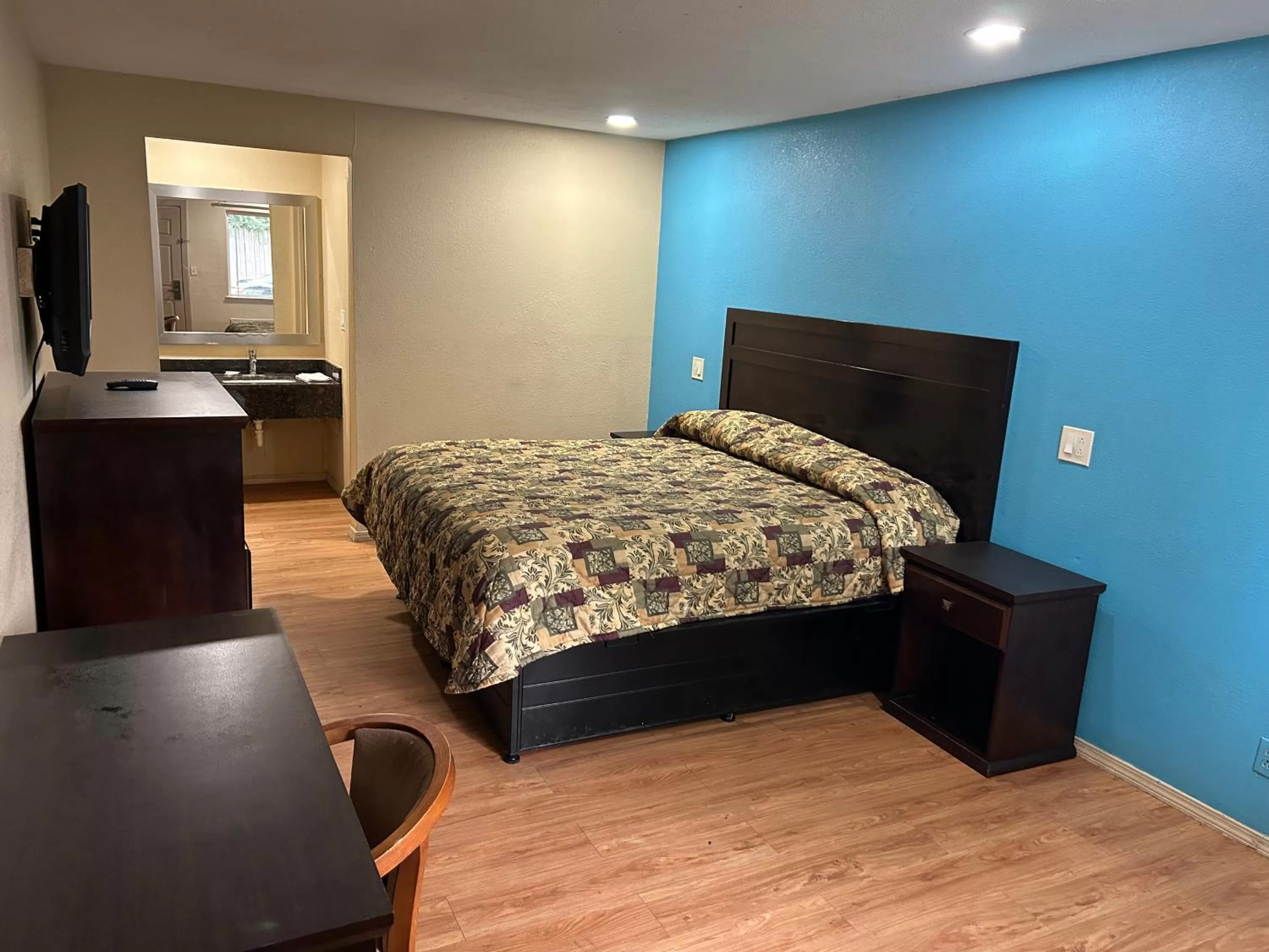 Bedroom in Blue Star inn