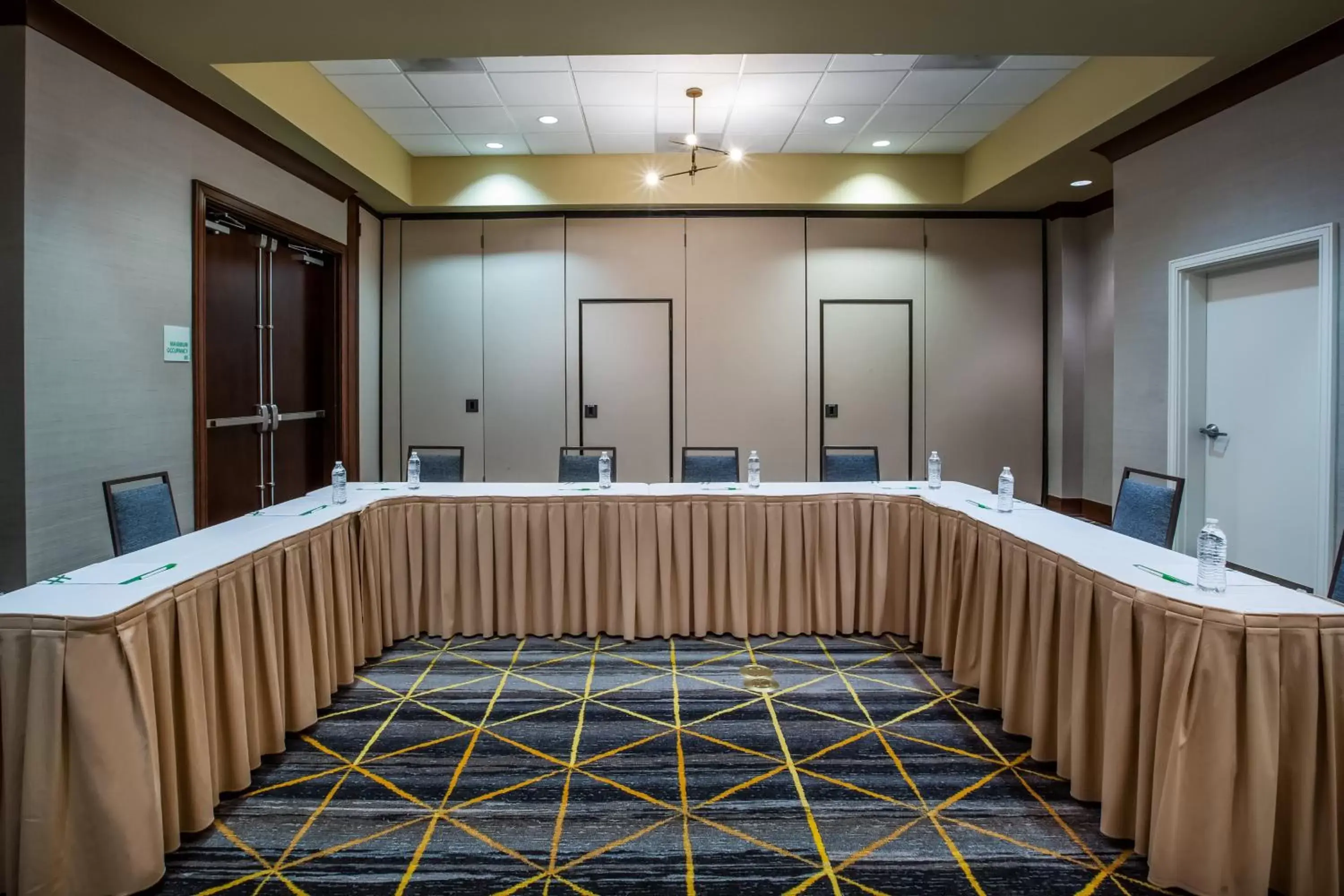 Meeting/conference room in Holiday Inn - Gulfport-Airport, an IHG Hotel