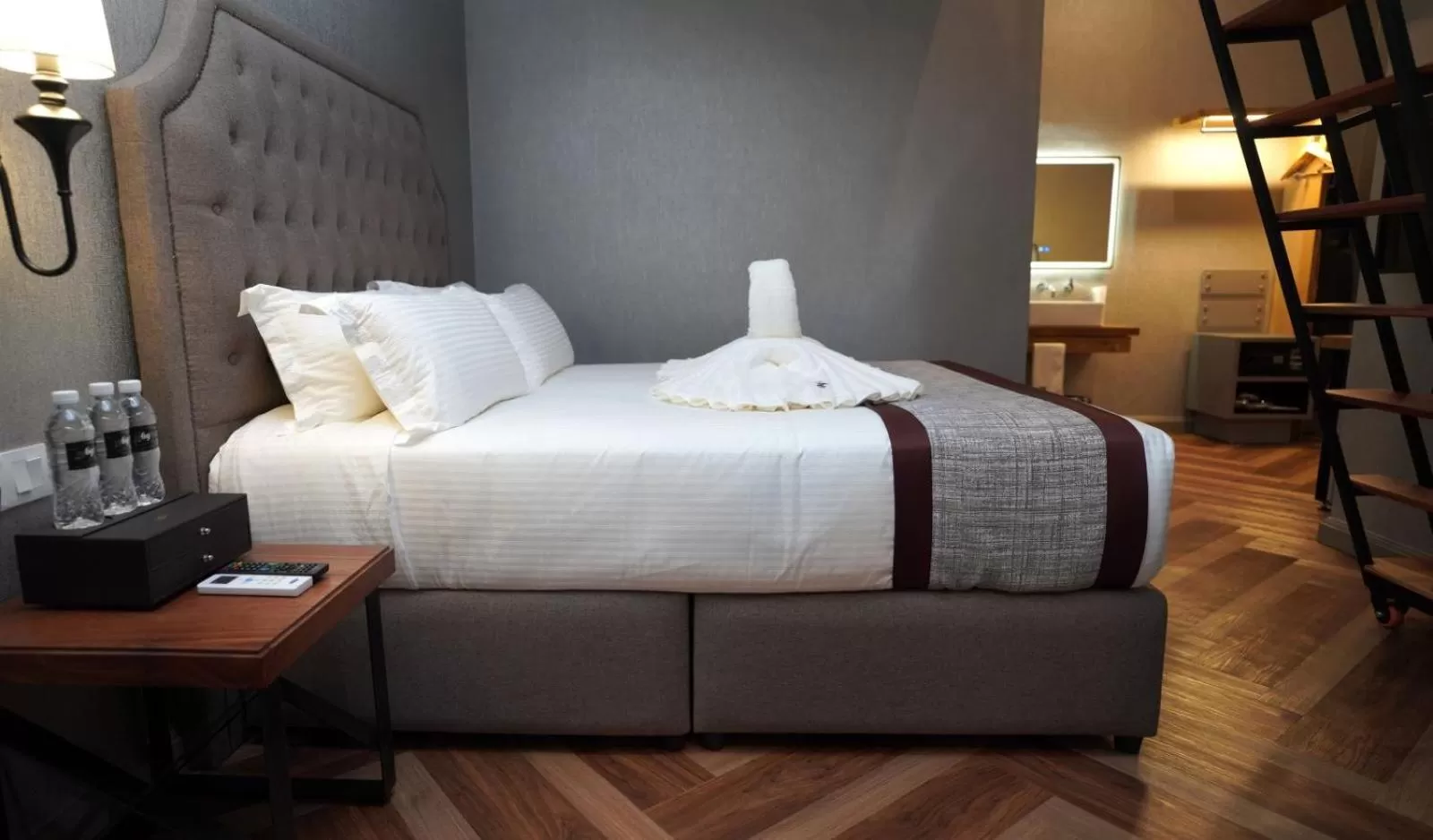 Bed in 1969 Business Suites @ Ipoh Garden