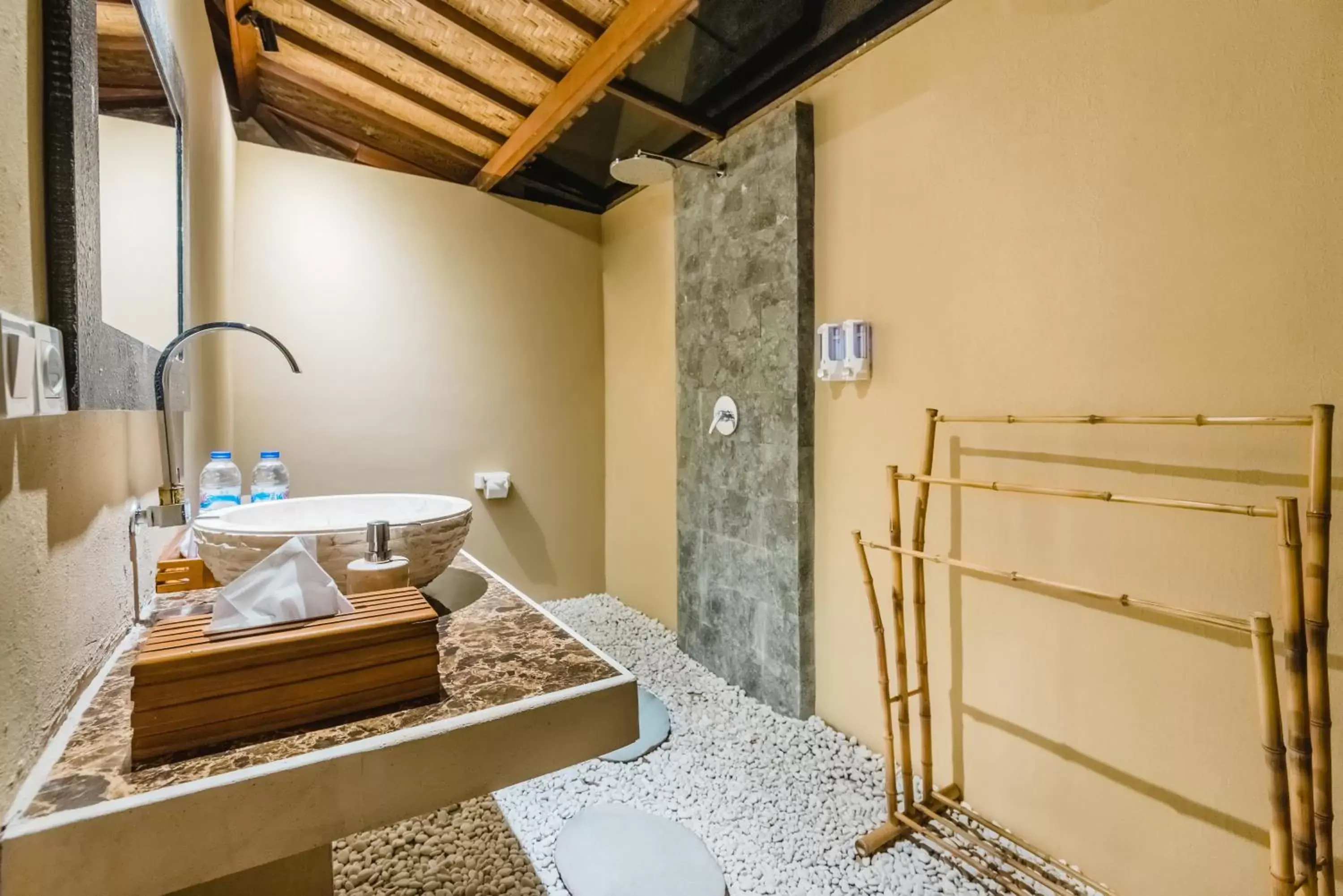Bathroom in Mamamia Island Villa