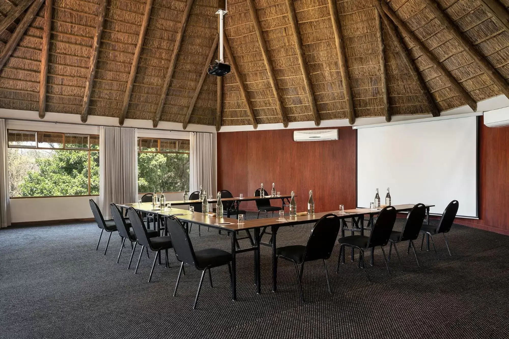 Meeting/conference room in Premier Hotel Roodevalley